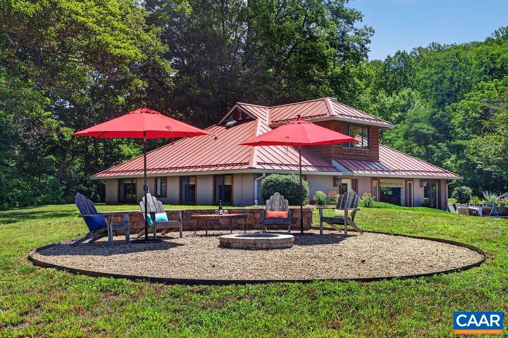 10598 PATRICK HENRY HWY, ROSELAND, Virginia 22967, 3 Bedrooms Bedrooms, ,2 BathroomsBathrooms,Residential,14,10598 PATRICK HENRY HWY,679679 MLS # 679679 10598 PATRICK HENRY HWY, ROSELAND, Virginia 22967, 3 Bedrooms Bedrooms, ,2 BathroomsBathrooms,Residential,14,10598 PATRICK HENRY HWY,679679 MLS # 679679