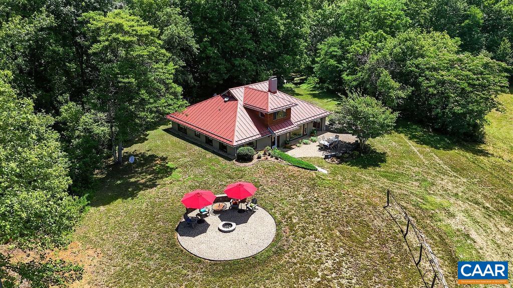 10598 PATRICK HENRY HWY, ROSELAND, Virginia 22967, 3 Bedrooms Bedrooms, ,2 BathroomsBathrooms,Residential,14,10598 PATRICK HENRY HWY,679679 MLS # 679679 10598 PATRICK HENRY HWY, ROSELAND, Virginia 22967, 3 Bedrooms Bedrooms, ,2 BathroomsBathrooms,Residential,14,10598 PATRICK HENRY HWY,679679 MLS # 679679