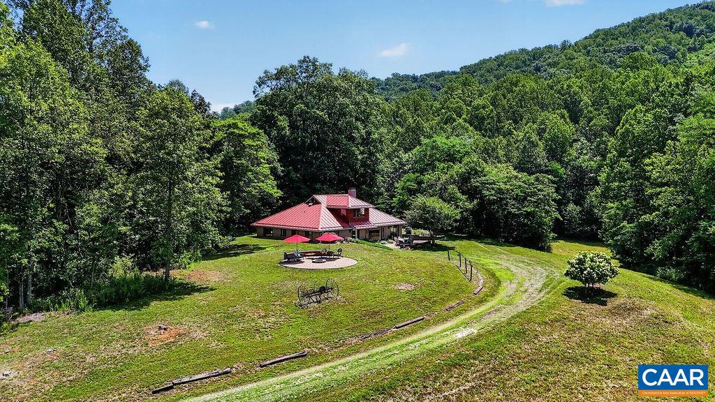 10598 PATRICK HENRY HWY, ROSELAND, Virginia 22967, 3 Bedrooms Bedrooms, ,2 BathroomsBathrooms,Residential,14,10598 PATRICK HENRY HWY,679679 MLS # 679679 10598 PATRICK HENRY HWY, ROSELAND, Virginia 22967, 3 Bedrooms Bedrooms, ,2 BathroomsBathrooms,Residential,14,10598 PATRICK HENRY HWY,679679 MLS # 679679