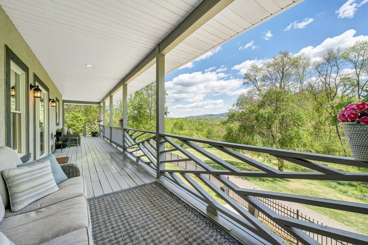 649 GREYLEDGE RD, BUCHANAN, Virginia 24066, 3 Bedrooms Bedrooms, ,4 BathroomsBathrooms,Residential,14,649 GREYLEDGE RD,676201 MLS # 676201 649 GREYLEDGE RD, BUCHANAN, Virginia 24066, 3 Bedrooms Bedrooms, ,4 BathroomsBathrooms,Residential,14,649 GREYLEDGE RD,676201 MLS # 676201