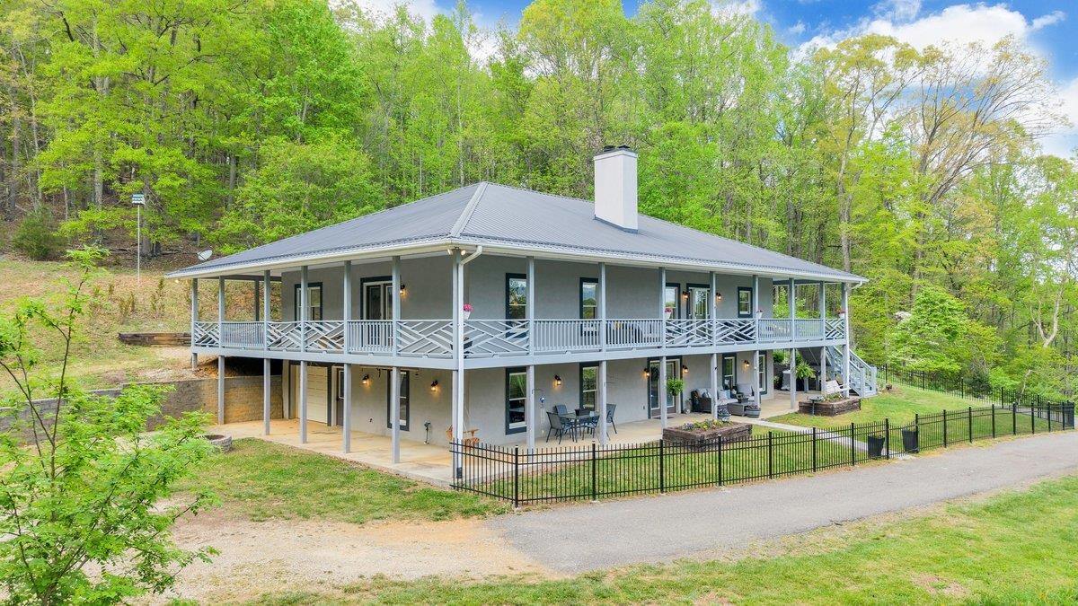649 GREYLEDGE RD, BUCHANAN, Virginia 24066, 3 Bedrooms Bedrooms, ,4 BathroomsBathrooms,Residential,14,649 GREYLEDGE RD,676201 MLS # 676201 649 GREYLEDGE RD, BUCHANAN, Virginia 24066, 3 Bedrooms Bedrooms, ,4 BathroomsBathrooms,Residential,14,649 GREYLEDGE RD,676201 MLS # 676201