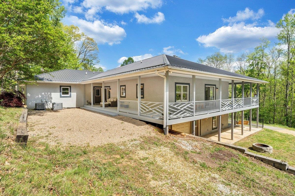 649 GREYLEDGE RD, BUCHANAN, Virginia 24066, 3 Bedrooms Bedrooms, ,4 BathroomsBathrooms,Residential,14,649 GREYLEDGE RD,676201 MLS # 676201 649 GREYLEDGE RD, BUCHANAN, Virginia 24066, 3 Bedrooms Bedrooms, ,4 BathroomsBathrooms,Residential,14,649 GREYLEDGE RD,676201 MLS # 676201