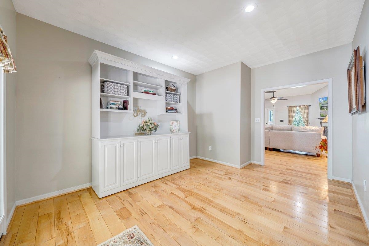 649 GREYLEDGE RD, BUCHANAN, Virginia 24066, 3 Bedrooms Bedrooms, ,4 BathroomsBathrooms,Residential,14,649 GREYLEDGE RD,676201 MLS # 676201 649 GREYLEDGE RD, BUCHANAN, Virginia 24066, 3 Bedrooms Bedrooms, ,4 BathroomsBathrooms,Residential,14,649 GREYLEDGE RD,676201 MLS # 676201