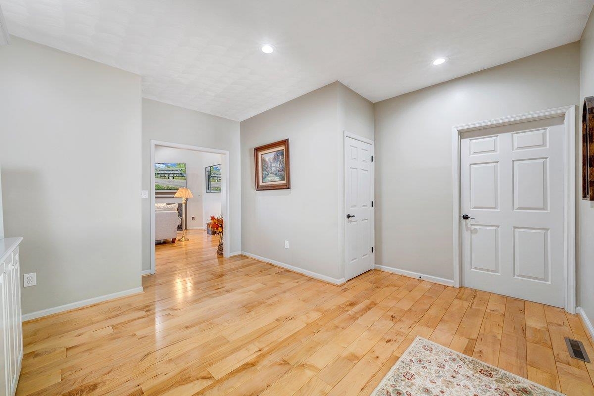 649 GREYLEDGE RD, BUCHANAN, Virginia 24066, 3 Bedrooms Bedrooms, ,4 BathroomsBathrooms,Residential,14,649 GREYLEDGE RD,676201 MLS # 676201 649 GREYLEDGE RD, BUCHANAN, Virginia 24066, 3 Bedrooms Bedrooms, ,4 BathroomsBathrooms,Residential,14,649 GREYLEDGE RD,676201 MLS # 676201