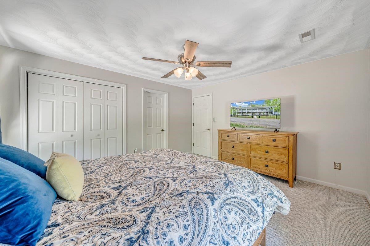 649 GREYLEDGE RD, BUCHANAN, Virginia 24066, 3 Bedrooms Bedrooms, ,4 BathroomsBathrooms,Residential,14,649 GREYLEDGE RD,676201 MLS # 676201 649 GREYLEDGE RD, BUCHANAN, Virginia 24066, 3 Bedrooms Bedrooms, ,4 BathroomsBathrooms,Residential,14,649 GREYLEDGE RD,676201 MLS # 676201