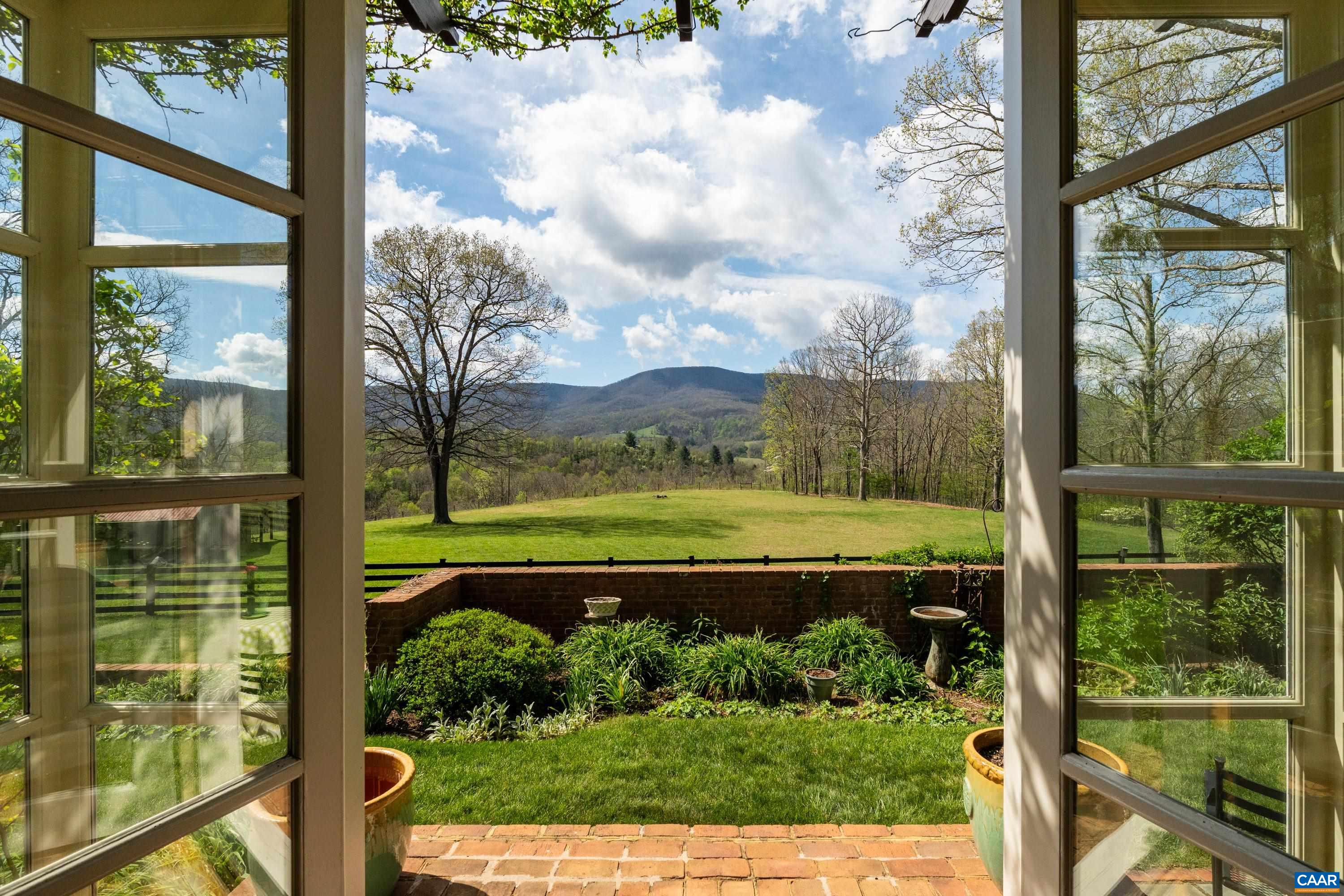 5614 HOT SPRINGS RD, HOT SPRINGS, Virginia 24445, 6 Bedrooms Bedrooms, ,4 BathroomsBathrooms,Residential,14,5614 HOT SPRINGS RD,676133 MLS # 676133