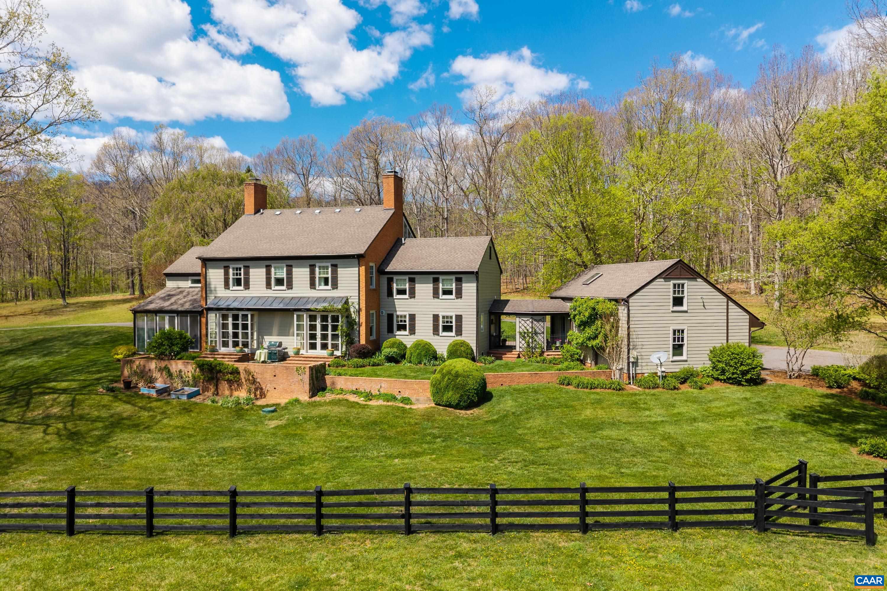 5614 HOT SPRINGS RD, HOT SPRINGS, Virginia 24445, 6 Bedrooms Bedrooms, ,4 BathroomsBathrooms,Residential,14,5614 HOT SPRINGS RD,676133 MLS # 676133