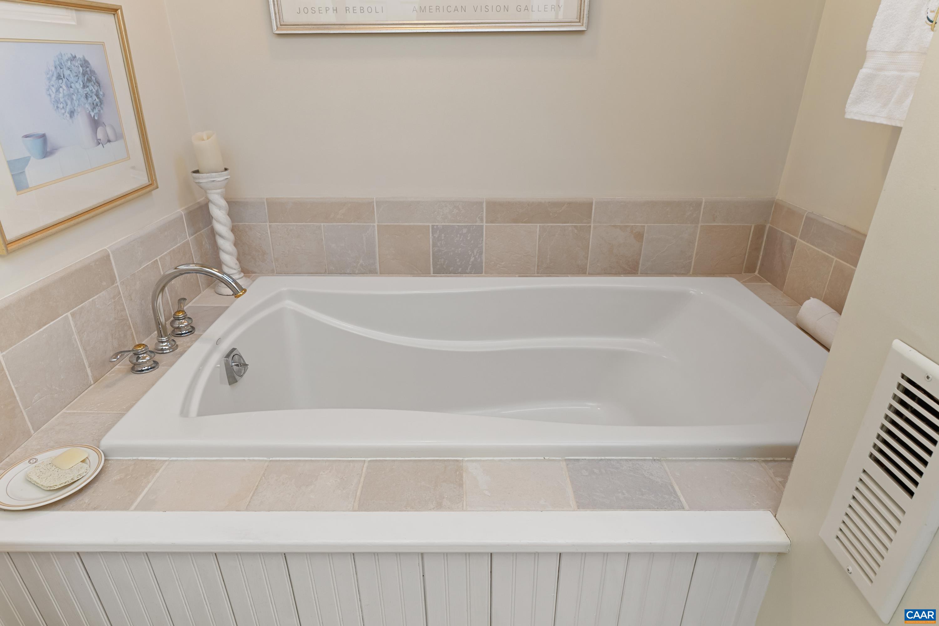 5614 HOT SPRINGS RD, HOT SPRINGS, Virginia 24445, 6 Bedrooms Bedrooms, ,4 BathroomsBathrooms,Residential,14,5614 HOT SPRINGS RD,676133 MLS # 676133