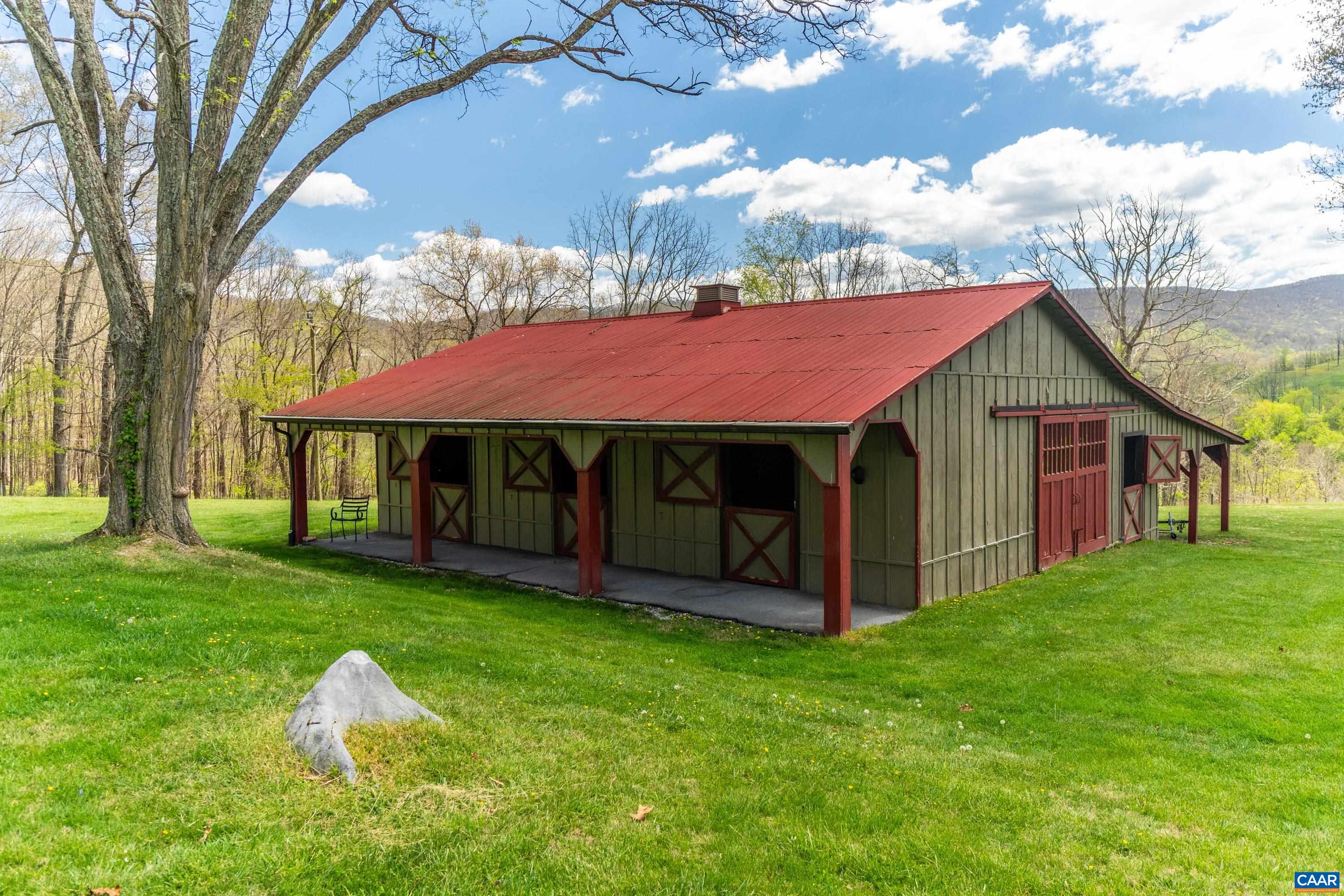 5614 HOT SPRINGS RD, HOT SPRINGS, Virginia 24445, 6 Bedrooms Bedrooms, ,4 BathroomsBathrooms,Residential,14,5614 HOT SPRINGS RD,676133 MLS # 676133