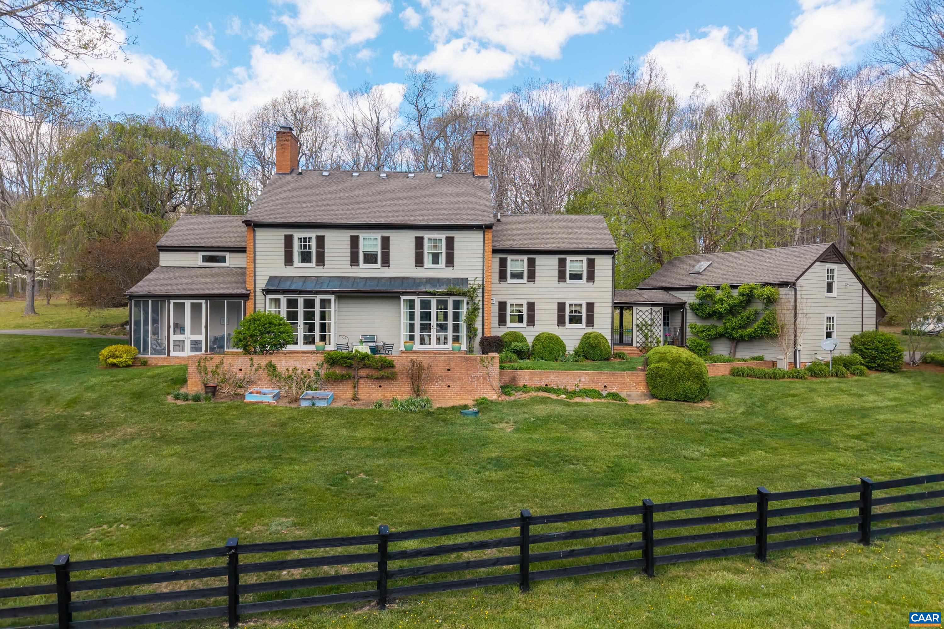 5614 HOT SPRINGS RD, HOT SPRINGS, Virginia 24445, 6 Bedrooms Bedrooms, ,4 BathroomsBathrooms,Residential,14,5614 HOT SPRINGS RD,676133 MLS # 676133