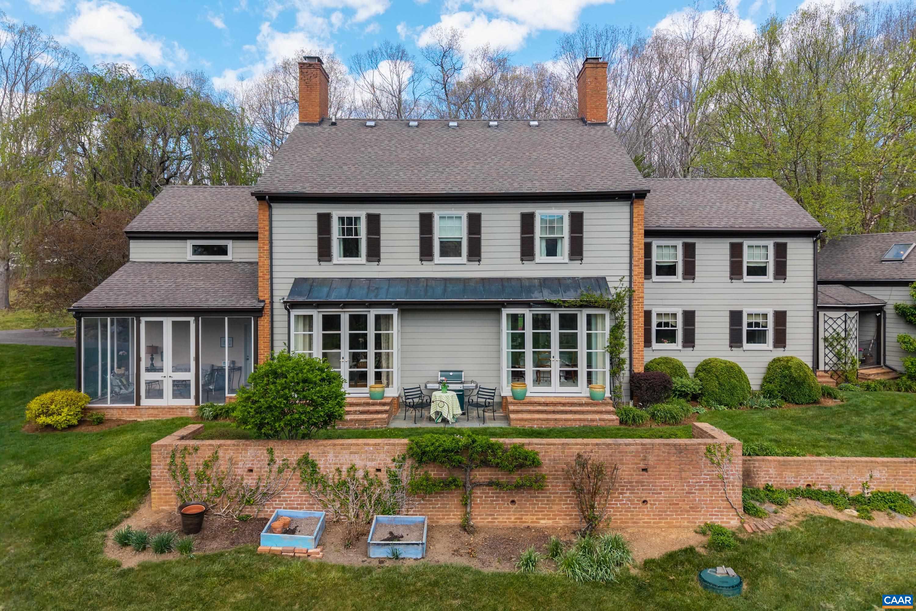 5614 HOT SPRINGS RD, HOT SPRINGS, Virginia 24445, 6 Bedrooms Bedrooms, ,4 BathroomsBathrooms,Residential,14,5614 HOT SPRINGS RD,676133 MLS # 676133