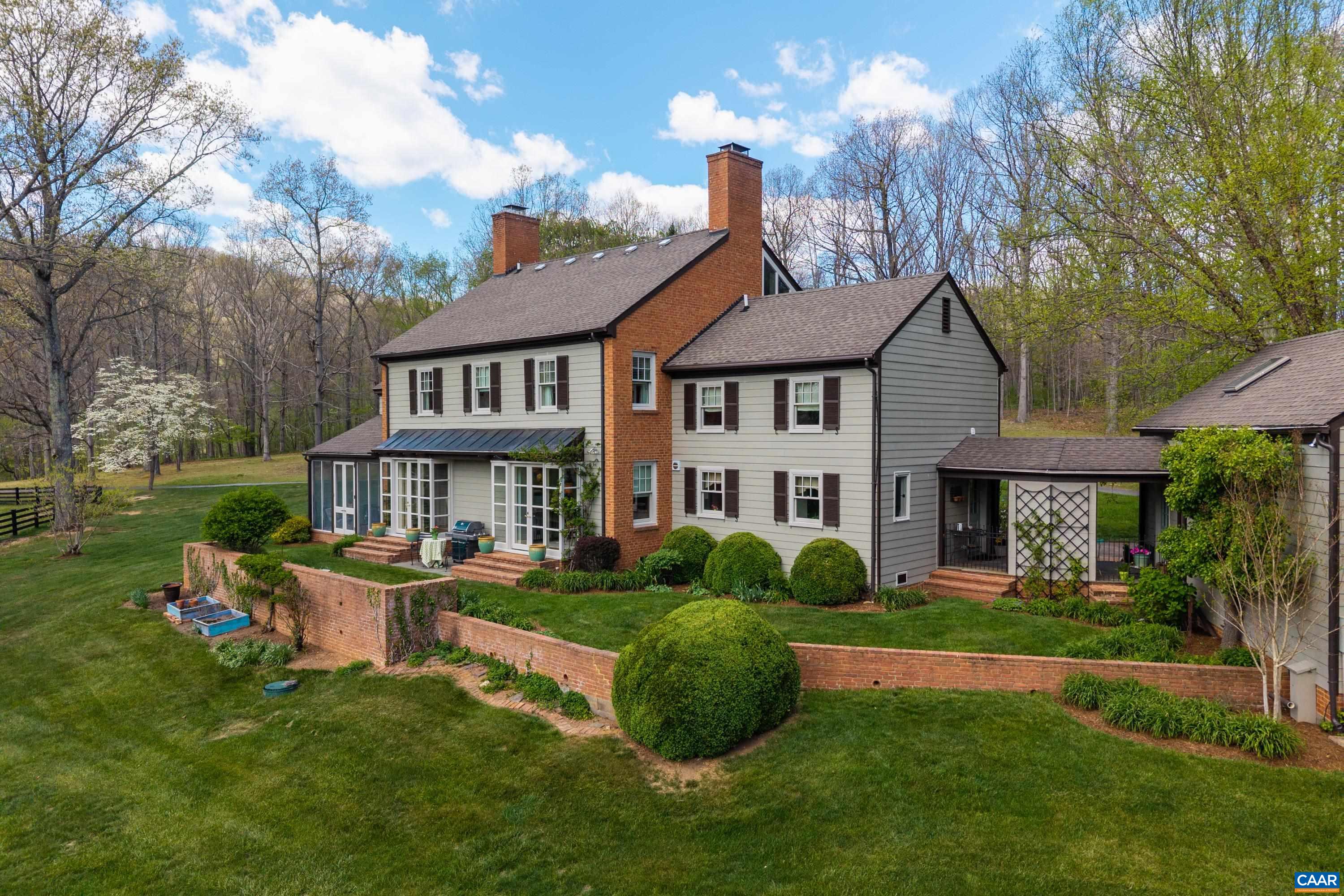 5614 HOT SPRINGS RD, HOT SPRINGS, Virginia 24445, 6 Bedrooms Bedrooms, ,4 BathroomsBathrooms,Residential,14,5614 HOT SPRINGS RD,676133 MLS # 676133