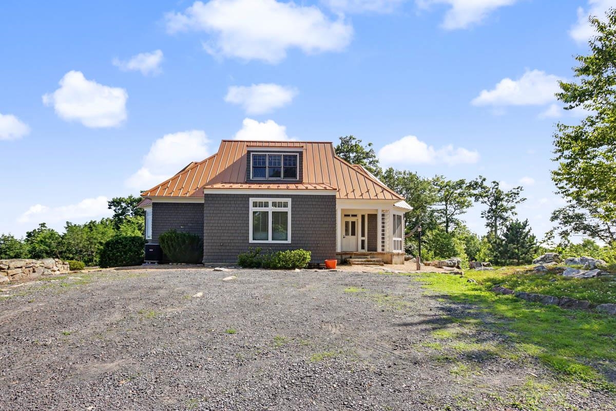 504 AIRPORT DR, HOT SPRINGS, Virginia 24445, 3 Bedrooms Bedrooms, ,3 BathroomsBathrooms,Residential,14,504 AIRPORT DR,670681 MLS # 670681 504 AIRPORT DR, HOT SPRINGS, Virginia 24445, 3 Bedrooms Bedrooms, ,3 BathroomsBathrooms,Residential,14,504 AIRPORT DR,670681 MLS # 670681