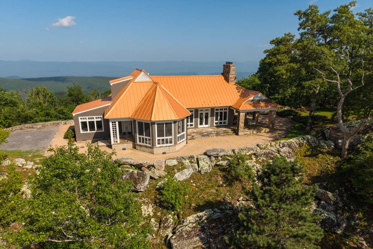 504 AIRPORT DR, HOT SPRINGS, Virginia 24445, 3 Bedrooms Bedrooms, ,3 BathroomsBathrooms,Residential,14,504 AIRPORT DR,670681 MLS # 670681 504 AIRPORT DR, HOT SPRINGS, Virginia 24445, 3 Bedrooms Bedrooms, ,3 BathroomsBathrooms,Residential,14,504 AIRPORT DR,670681 MLS # 670681