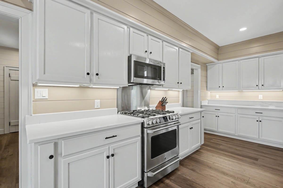 504 AIRPORT DR, HOT SPRINGS, Virginia 24445, 3 Bedrooms Bedrooms, ,3 BathroomsBathrooms,Residential,14,504 AIRPORT DR,670681 MLS # 670681 504 AIRPORT DR, HOT SPRINGS, Virginia 24445, 3 Bedrooms Bedrooms, ,3 BathroomsBathrooms,Residential,14,504 AIRPORT DR,670681 MLS # 670681