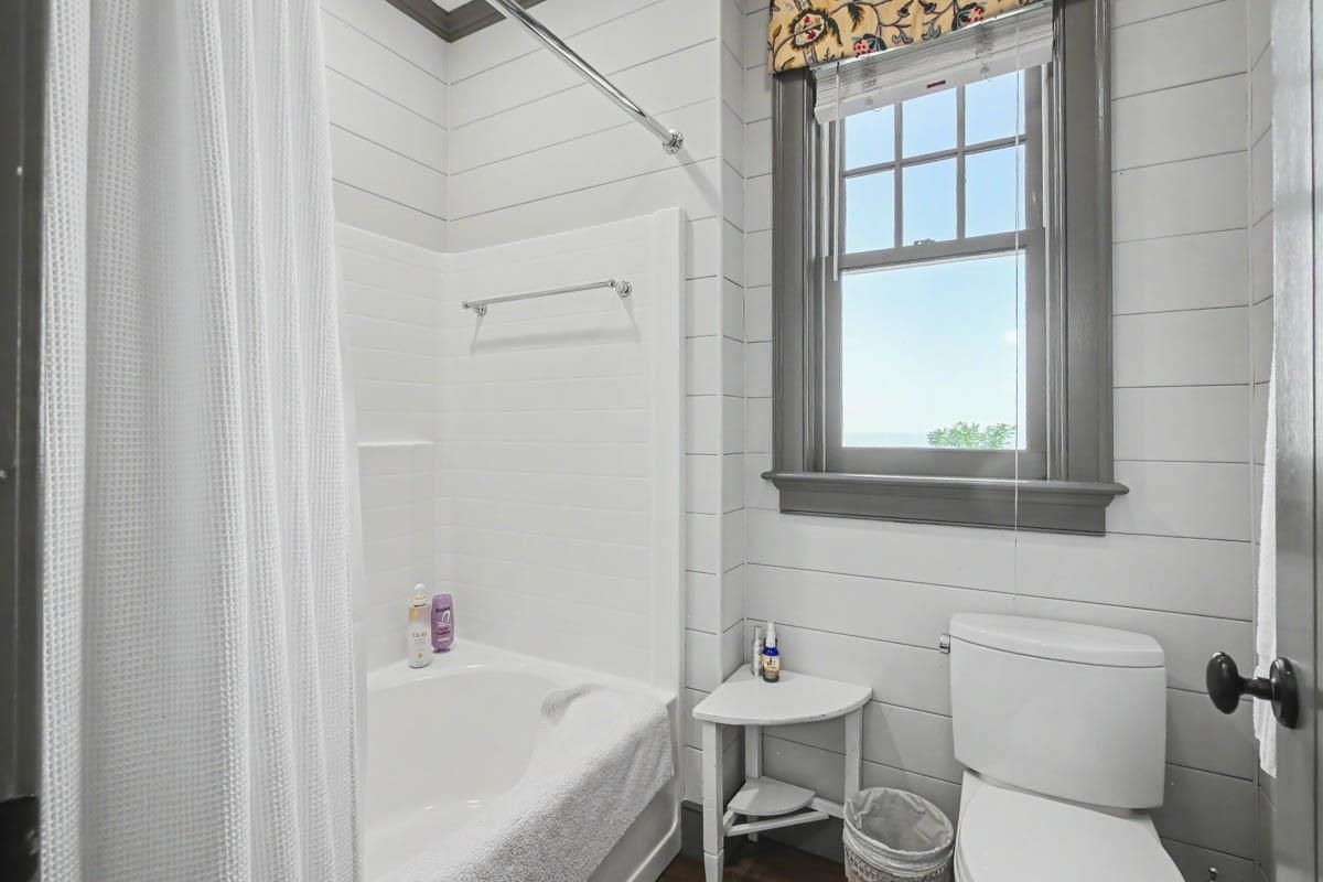 504 AIRPORT DR, HOT SPRINGS, Virginia 24445, 3 Bedrooms Bedrooms, ,3 BathroomsBathrooms,Residential,14,504 AIRPORT DR,670681 MLS # 670681 504 AIRPORT DR, HOT SPRINGS, Virginia 24445, 3 Bedrooms Bedrooms, ,3 BathroomsBathrooms,Residential,14,504 AIRPORT DR,670681 MLS # 670681