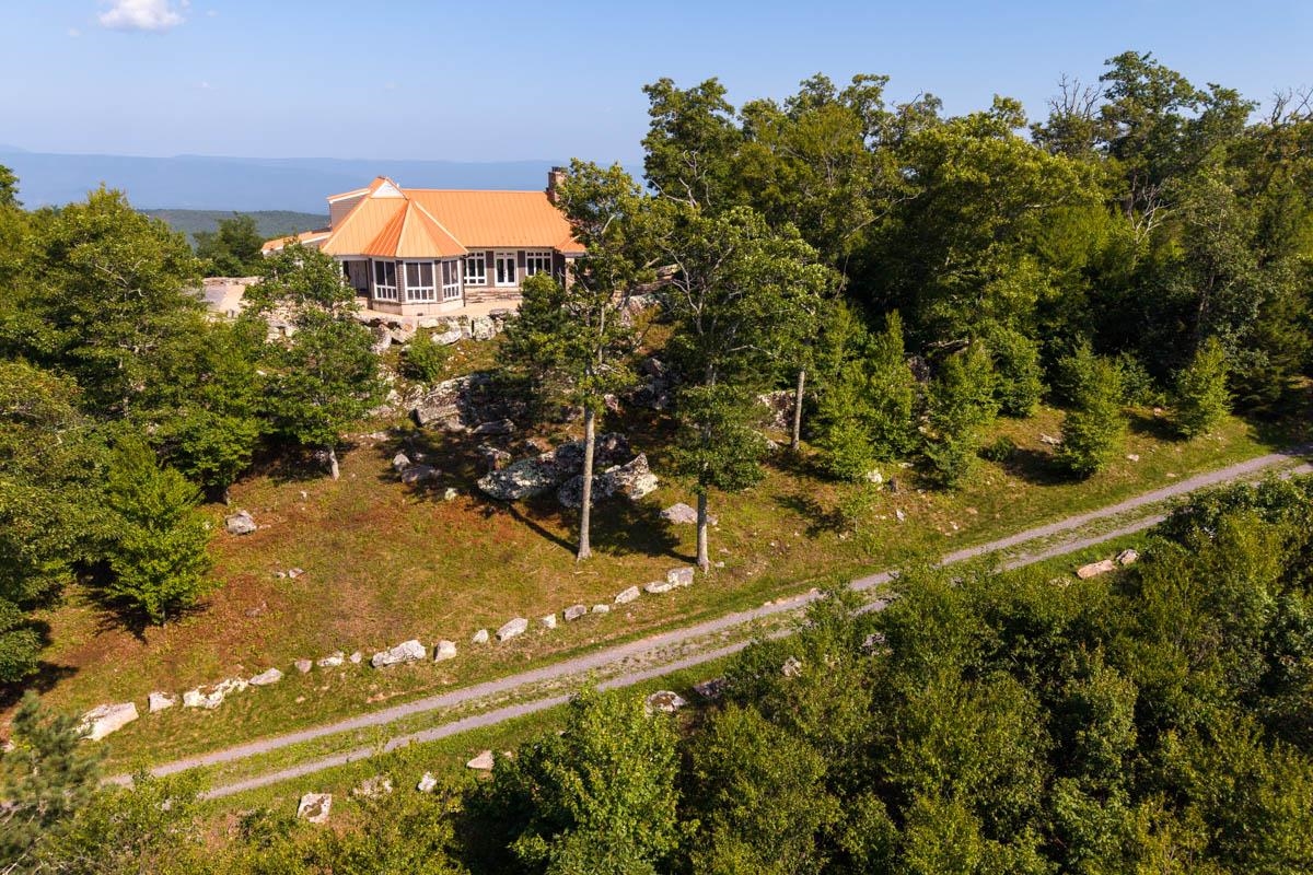 504 AIRPORT DR, HOT SPRINGS, Virginia 24445, 3 Bedrooms Bedrooms, ,3 BathroomsBathrooms,Residential,14,504 AIRPORT DR,670681 MLS # 670681 504 AIRPORT DR, HOT SPRINGS, Virginia 24445, 3 Bedrooms Bedrooms, ,3 BathroomsBathrooms,Residential,14,504 AIRPORT DR,670681 MLS # 670681