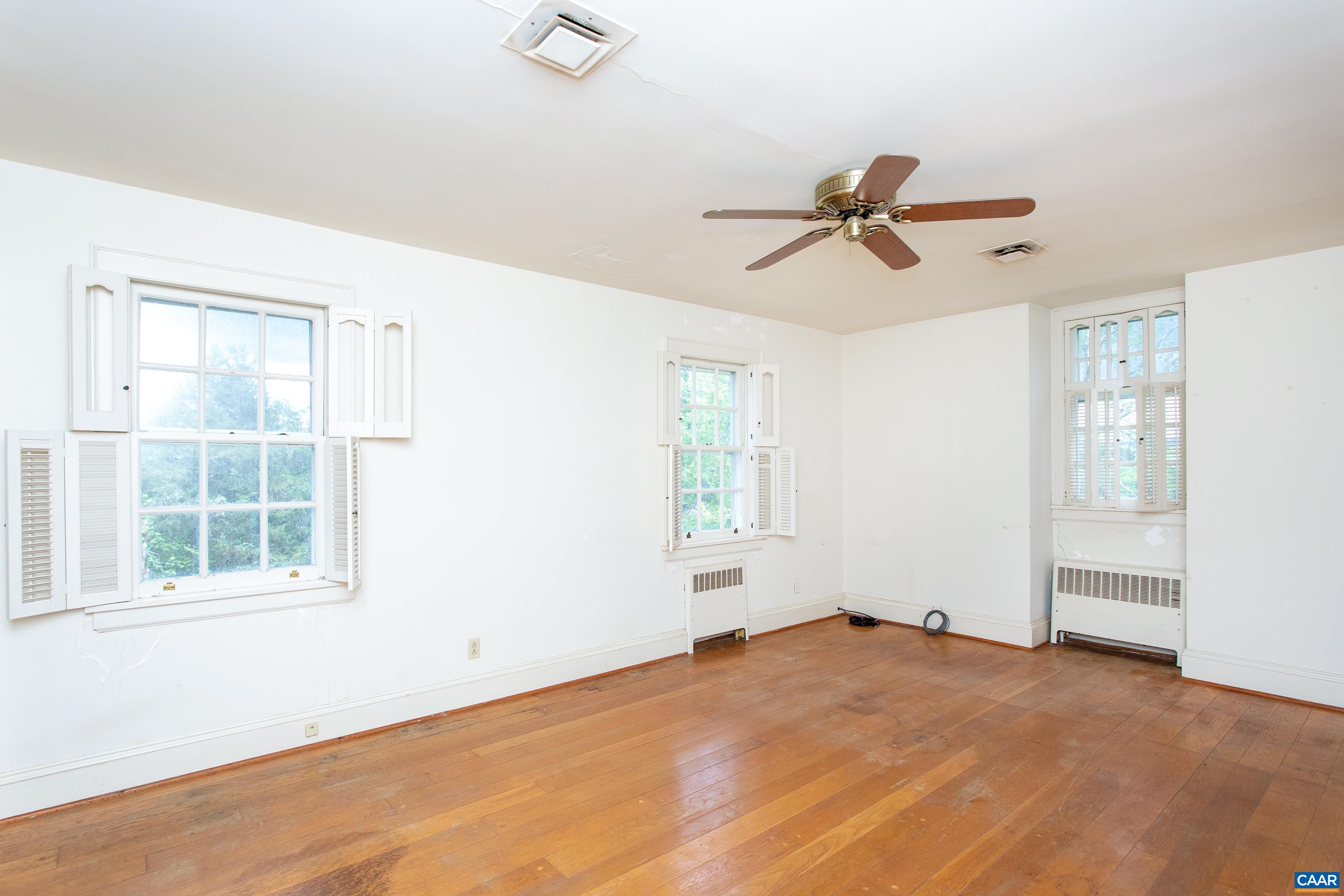 293 LLAMA FARM RD, CHARLOTTESVILLE, Virginia 22902, 3 Bedrooms Bedrooms, ,4 BathroomsBathrooms,Residential,14,293 LLAMA FARM RD,680193 MLS # 680193 293 LLAMA FARM RD, CHARLOTTESVILLE, Virginia 22902, 3 Bedrooms Bedrooms, ,4 BathroomsBathrooms,Residential,14,293 LLAMA FARM RD,680193 MLS # 680193