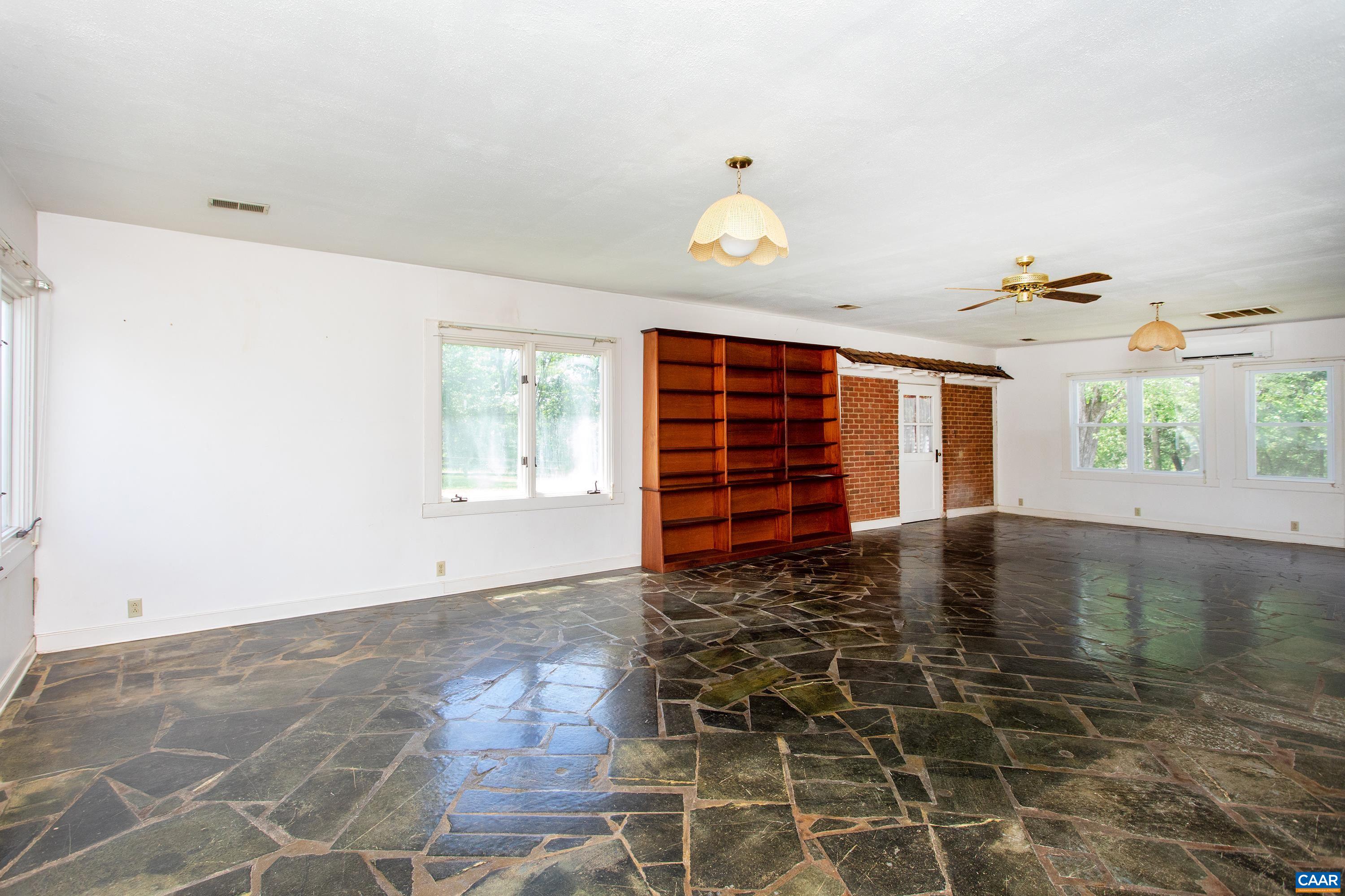 293 LLAMA FARM RD, CHARLOTTESVILLE, Virginia 22902, 3 Bedrooms Bedrooms, ,4 BathroomsBathrooms,Residential,14,293 LLAMA FARM RD,680193 MLS # 680193 293 LLAMA FARM RD, CHARLOTTESVILLE, Virginia 22902, 3 Bedrooms Bedrooms, ,4 BathroomsBathrooms,Residential,14,293 LLAMA FARM RD,680193 MLS # 680193