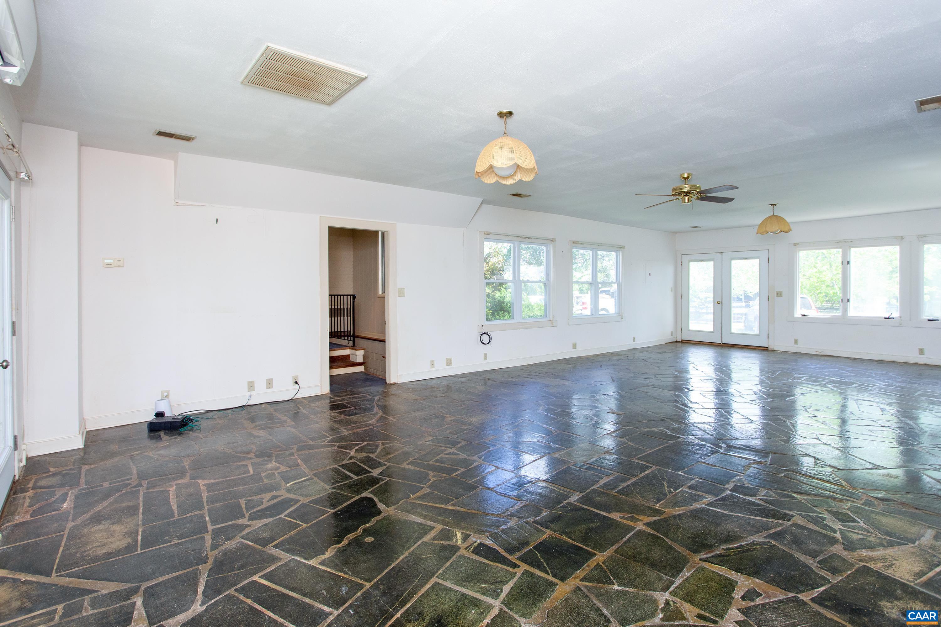 293 LLAMA FARM RD, CHARLOTTESVILLE, Virginia 22902, 3 Bedrooms Bedrooms, ,4 BathroomsBathrooms,Residential,14,293 LLAMA FARM RD,680193 MLS # 680193 293 LLAMA FARM RD, CHARLOTTESVILLE, Virginia 22902, 3 Bedrooms Bedrooms, ,4 BathroomsBathrooms,Residential,14,293 LLAMA FARM RD,680193 MLS # 680193