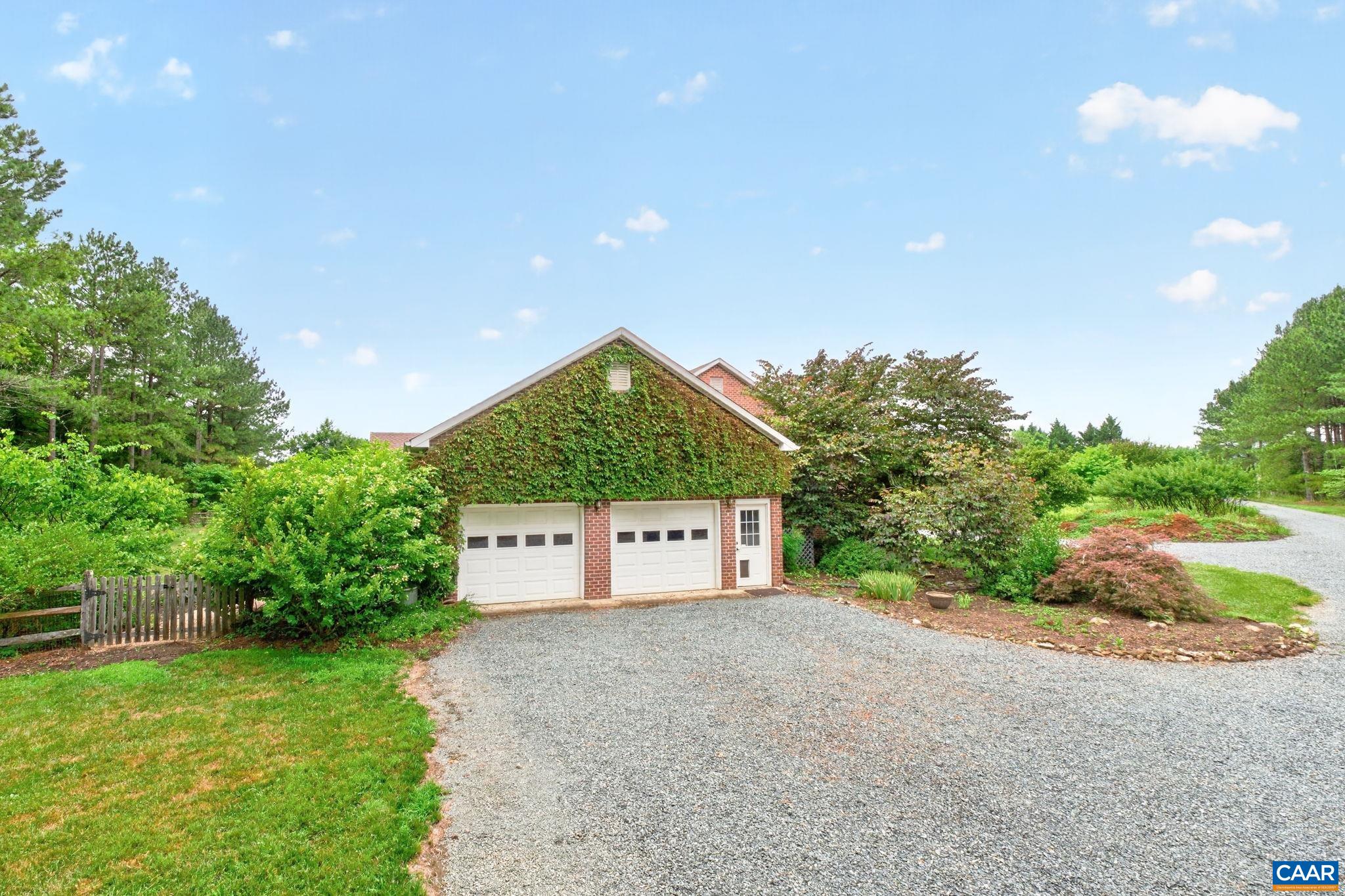 12048 LOUISA RD, GORDONSVILLE, Virginia 22942, 4 Bedrooms Bedrooms, ,4 BathroomsBathrooms,Residential,14,12048 LOUISA RD,674232 MLS # 674232 12048 LOUISA RD, GORDONSVILLE, Virginia 22942, 4 Bedrooms Bedrooms, ,4 BathroomsBathrooms,Residential,14,12048 LOUISA RD,674232 MLS # 674232