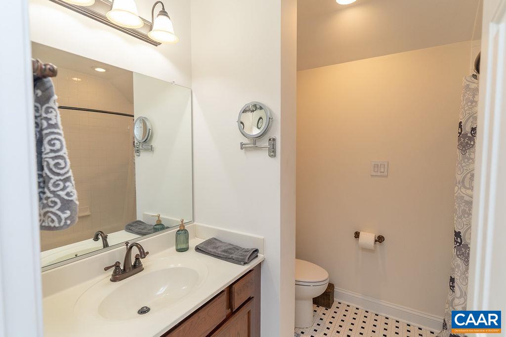 5105 BLENHEIM RD, CHARLOTTESVILLE, Virginia 22902, 5 Bedrooms Bedrooms, ,4 BathroomsBathrooms,Residential,14,5105 BLENHEIM RD,680705 MLS # 680705 5105 BLENHEIM RD, CHARLOTTESVILLE, Virginia 22902, 5 Bedrooms Bedrooms, ,4 BathroomsBathrooms,Residential,14,5105 BLENHEIM RD,680705 MLS # 680705
