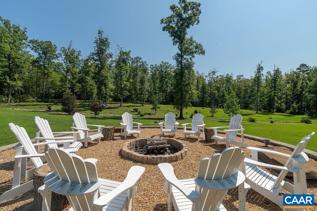 5105 BLENHEIM RD, CHARLOTTESVILLE, Virginia 22902, 5 Bedrooms Bedrooms, ,4 BathroomsBathrooms,Residential,14,5105 BLENHEIM RD,680705 MLS # 680705 5105 BLENHEIM RD, CHARLOTTESVILLE, Virginia 22902, 5 Bedrooms Bedrooms, ,4 BathroomsBathrooms,Residential,14,5105 BLENHEIM RD,680705 MLS # 680705