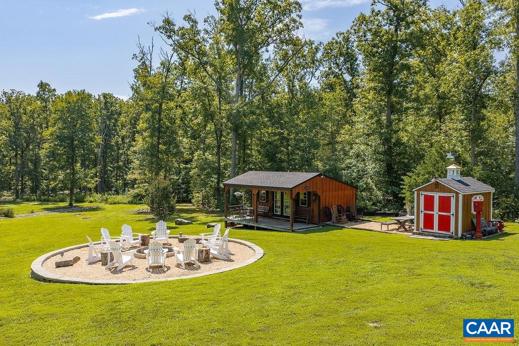 5105 BLENHEIM RD, CHARLOTTESVILLE, Virginia 22902, 5 Bedrooms Bedrooms, ,4 BathroomsBathrooms,Residential,14,5105 BLENHEIM RD,680705 MLS # 680705 5105 BLENHEIM RD, CHARLOTTESVILLE, Virginia 22902, 5 Bedrooms Bedrooms, ,4 BathroomsBathrooms,Residential,14,5105 BLENHEIM RD,680705 MLS # 680705