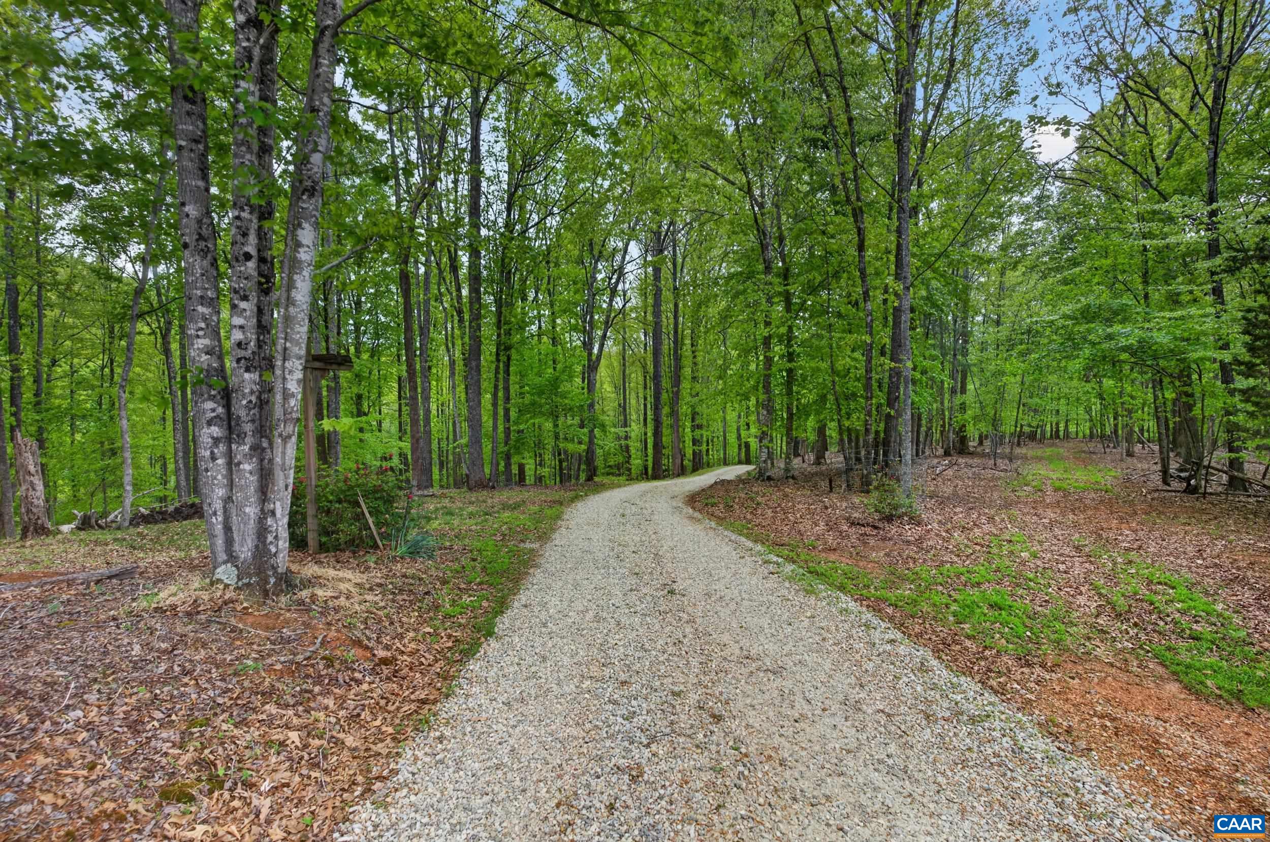 141 CRADON HILL LN, AMHERST, Virginia 24521, 3 Bedrooms Bedrooms, ,3 BathroomsBathrooms,Residential,14,141 CRADON HILL LN,676224 MLS # 676224 141 CRADON HILL LN, AMHERST, Virginia 24521, 3 Bedrooms Bedrooms, ,3 BathroomsBathrooms,Residential,14,141 CRADON HILL LN,676224 MLS # 676224