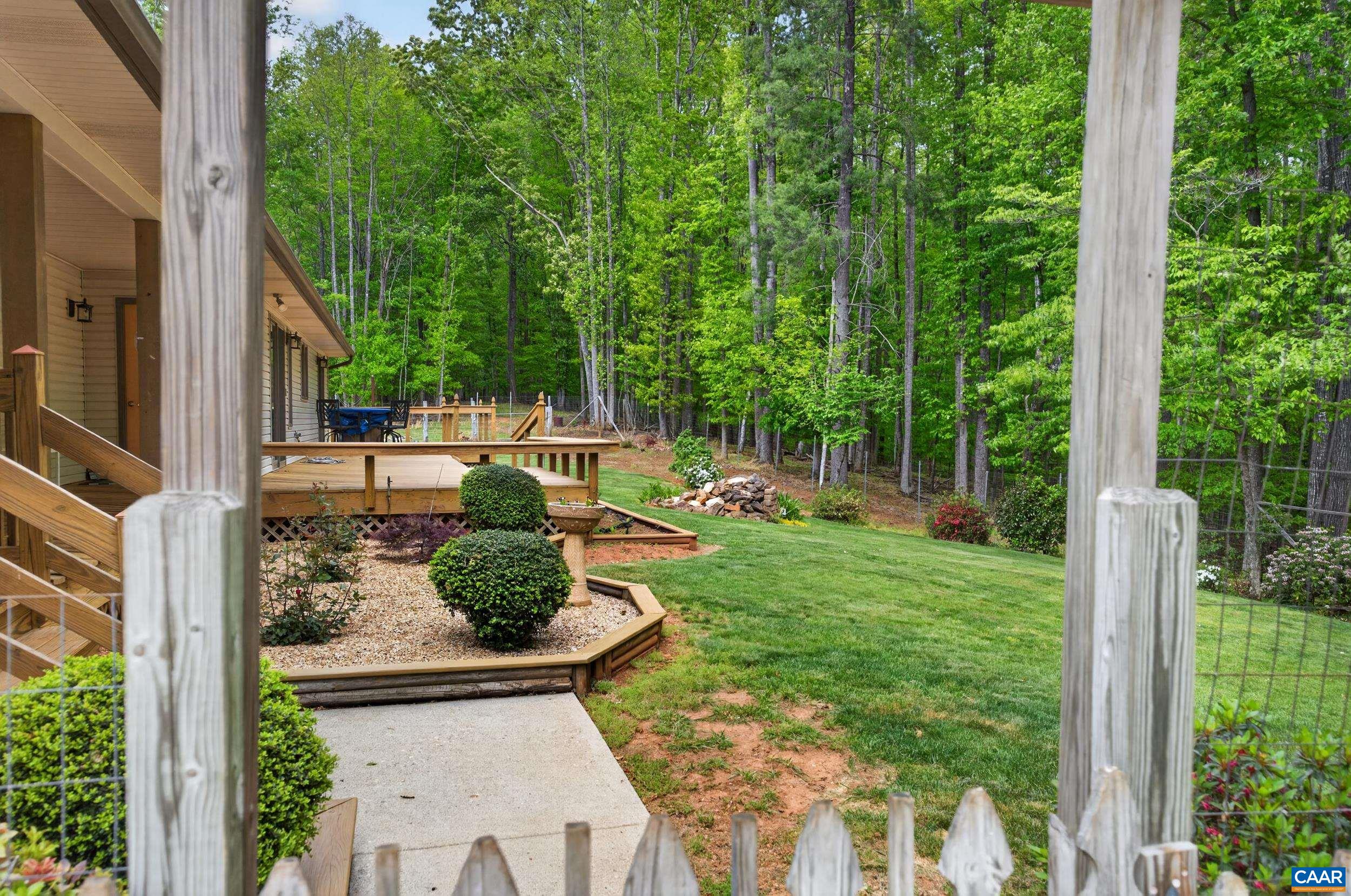 141 CRADON HILL LN, AMHERST, Virginia 24521, 3 Bedrooms Bedrooms, ,3 BathroomsBathrooms,Residential,14,141 CRADON HILL LN,676224 MLS # 676224 141 CRADON HILL LN, AMHERST, Virginia 24521, 3 Bedrooms Bedrooms, ,3 BathroomsBathrooms,Residential,14,141 CRADON HILL LN,676224 MLS # 676224