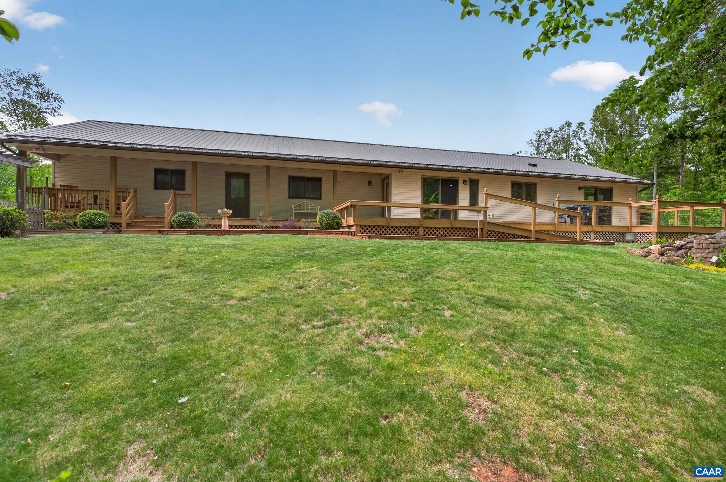 141 CRADON HILL LN, AMHERST, Virginia 24521, 3 Bedrooms Bedrooms, ,3 BathroomsBathrooms,Residential,14,141 CRADON HILL LN,676224 MLS # 676224 141 CRADON HILL LN, AMHERST, Virginia 24521, 3 Bedrooms Bedrooms, ,3 BathroomsBathrooms,Residential,14,141 CRADON HILL LN,676224 MLS # 676224