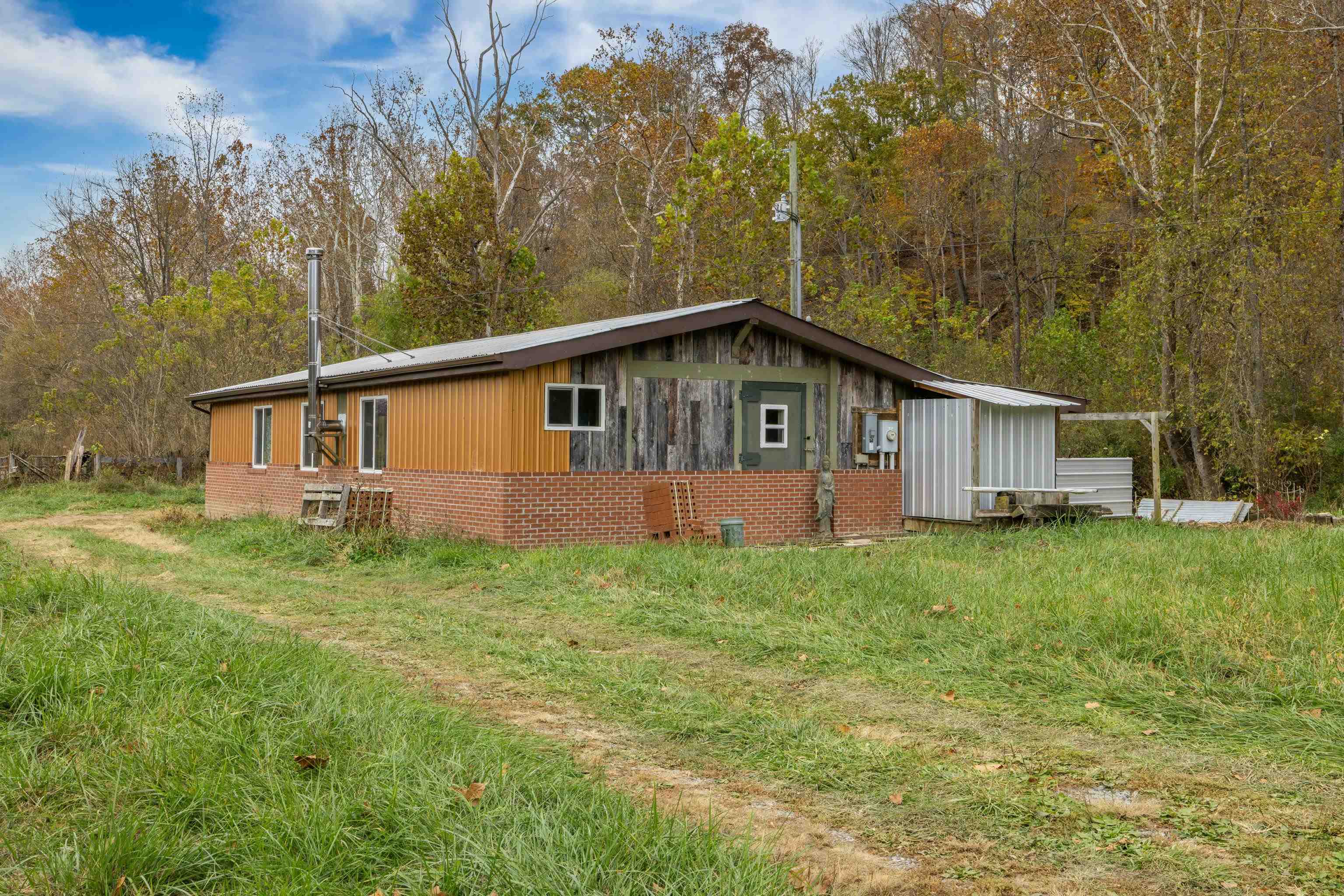3441 W MIDLAND TRL, LEXINGTON, Virginia 24450, 2 Bedrooms Bedrooms, ,1 BathroomBathrooms,Residential,14,3441 W MIDLAND TRL,677843 MLS # 677843 3441 W MIDLAND TRL, LEXINGTON, Virginia 24450, 2 Bedrooms Bedrooms, ,1 BathroomBathrooms,Residential,14,3441 W MIDLAND TRL,677843 MLS # 677843
