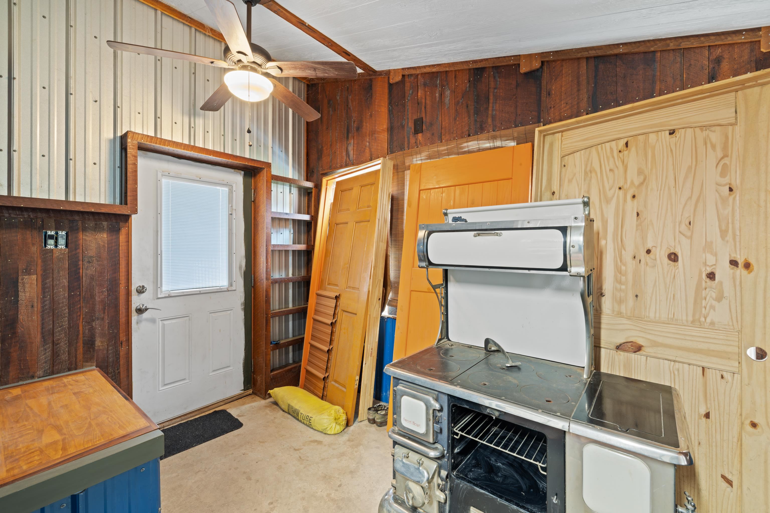 3441 W MIDLAND TRL, LEXINGTON, Virginia 24450, 2 Bedrooms Bedrooms, ,1 BathroomBathrooms,Residential,14,3441 W MIDLAND TRL,677843 MLS # 677843 3441 W MIDLAND TRL, LEXINGTON, Virginia 24450, 2 Bedrooms Bedrooms, ,1 BathroomBathrooms,Residential,14,3441 W MIDLAND TRL,677843 MLS # 677843