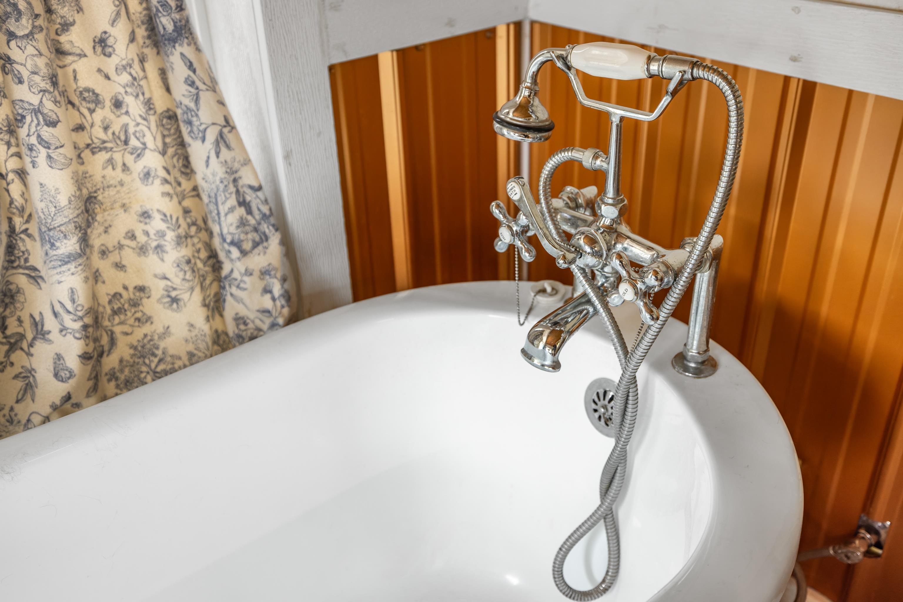 3441 W MIDLAND TRL, LEXINGTON, Virginia 24450, 2 Bedrooms Bedrooms, ,1 BathroomBathrooms,Residential,14,3441 W MIDLAND TRL,677843 MLS # 677843 3441 W MIDLAND TRL, LEXINGTON, Virginia 24450, 2 Bedrooms Bedrooms, ,1 BathroomBathrooms,Residential,14,3441 W MIDLAND TRL,677843 MLS # 677843