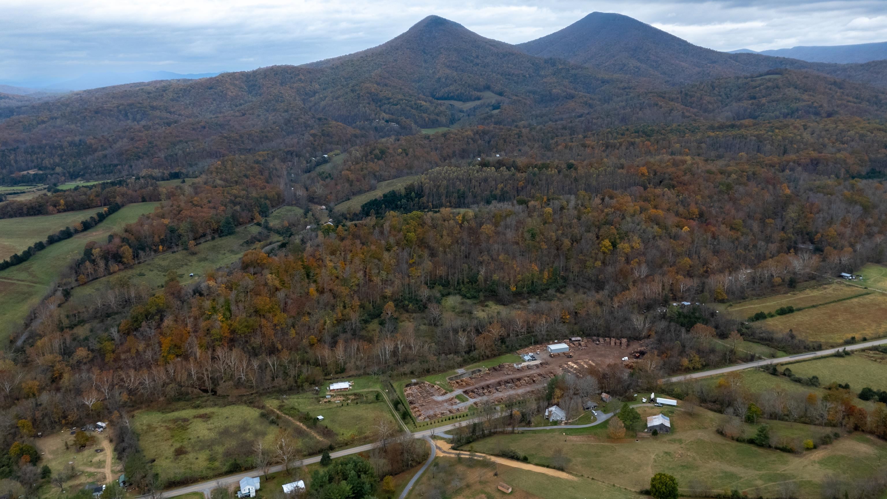 3441 W MIDLAND TRL, LEXINGTON, Virginia 24450, 2 Bedrooms Bedrooms, ,1 BathroomBathrooms,Residential,14,3441 W MIDLAND TRL,677843 MLS # 677843 3441 W MIDLAND TRL, LEXINGTON, Virginia 24450, 2 Bedrooms Bedrooms, ,1 BathroomBathrooms,Residential,14,3441 W MIDLAND TRL,677843 MLS # 677843
