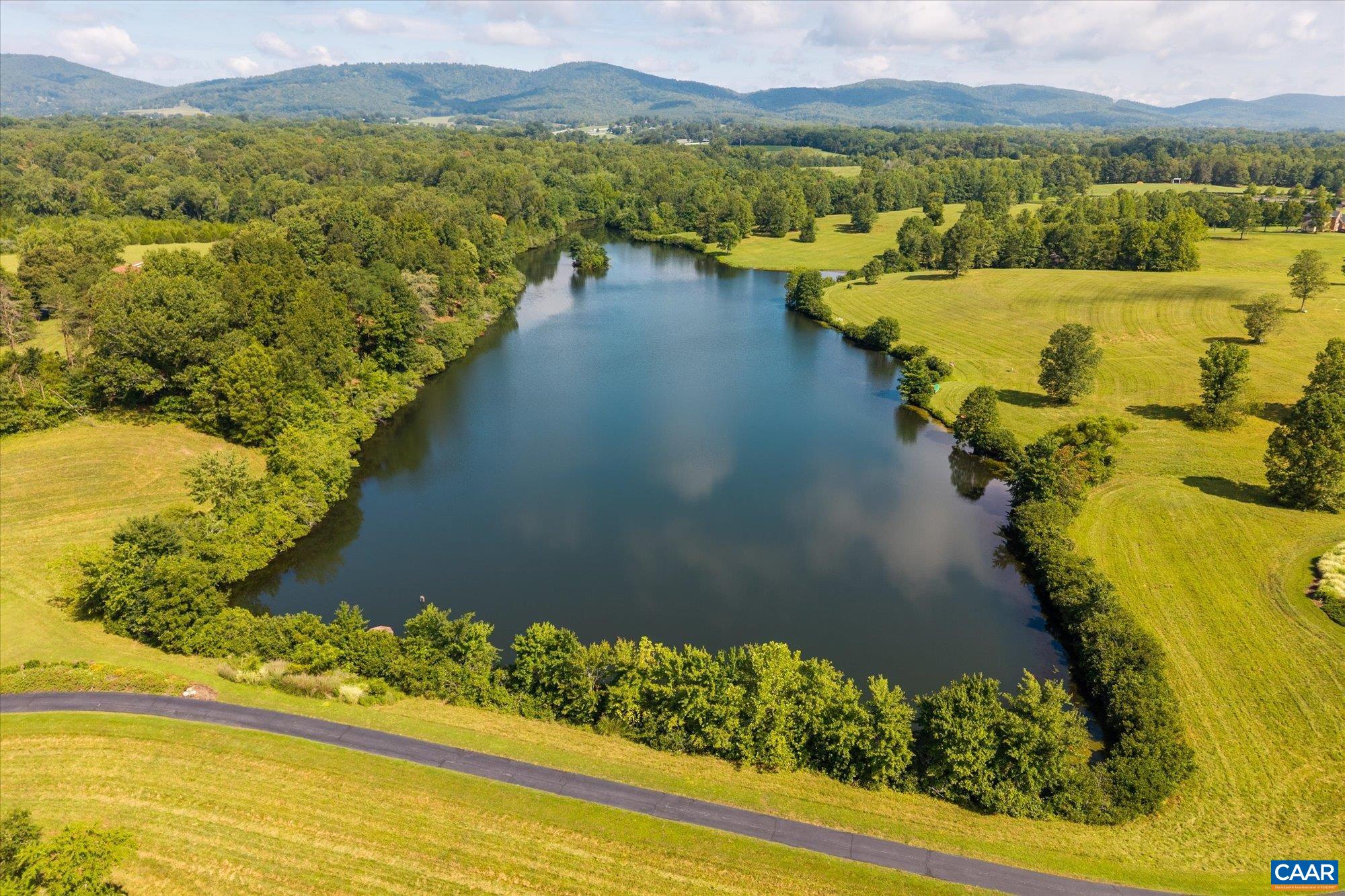 4798 BARN FIELD DR, KESWICK, Virginia 22947, 3 Bedrooms Bedrooms, ,3 BathroomsBathrooms,Residential,14,4798 BARN FIELD DR,680852 MLS # 680852