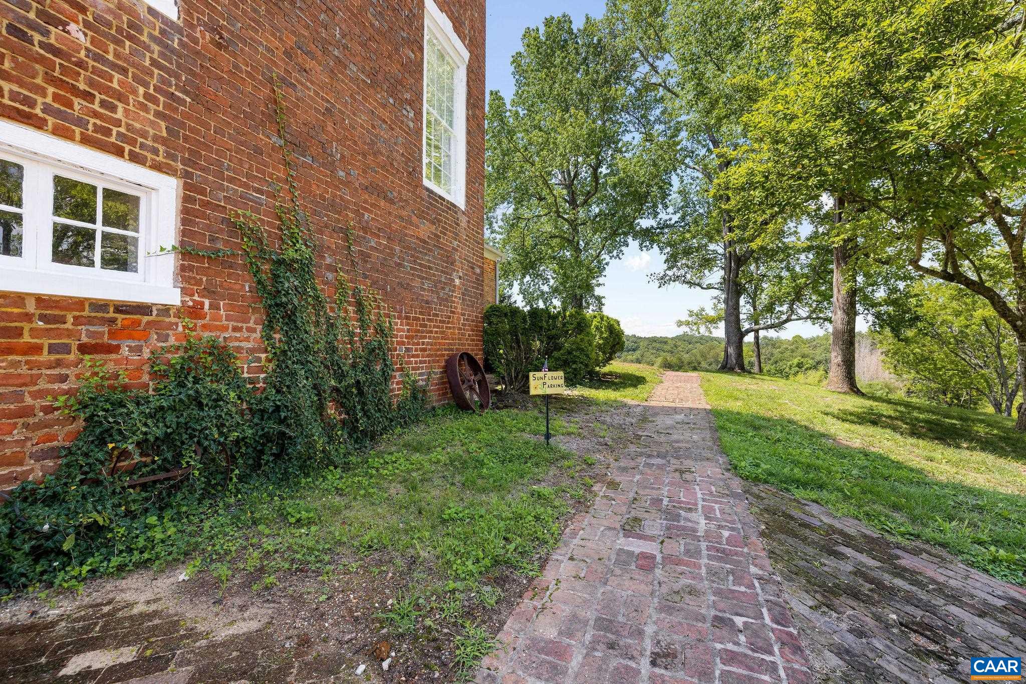 1843 CABELL RD, WINGINA, Virginia 24599, 3 Bedrooms Bedrooms, ,2 BathroomsBathrooms,Residential,14,1843 CABELL RD,680712 MLS # 680712