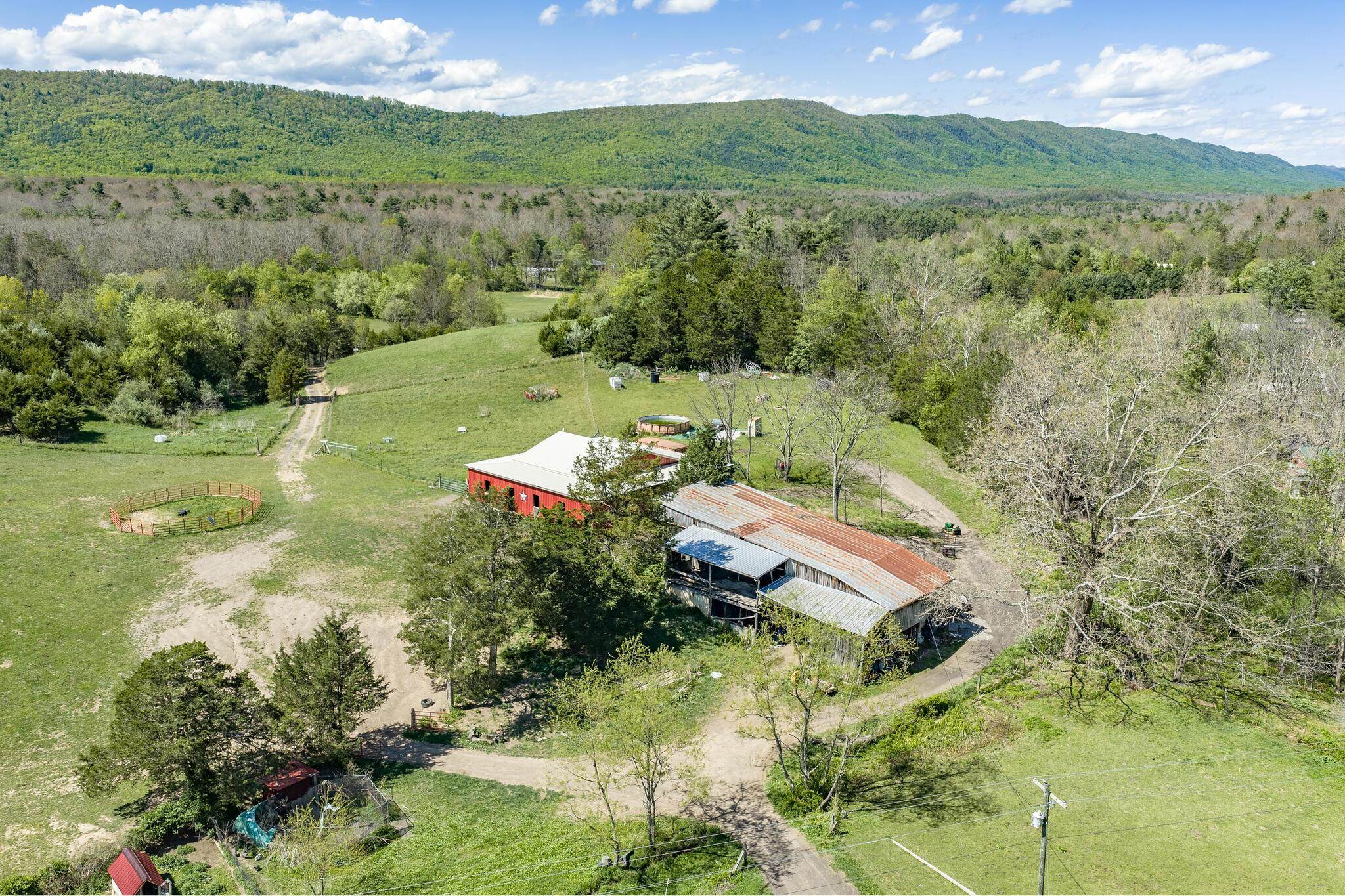 694 & 764 ROCKBRIDGE ALUM SPRINGS RD, GOSHEN, Virginia 24439, 3 Bedrooms Bedrooms, ,2 BathroomsBathrooms,Residential,14,694 & 764 ROCKBRIDGE ALUM SPRINGS RD,680967 MLS # 680967 694 & 764 ROCKBRIDGE ALUM SPRINGS RD, GOSHEN, Virginia 24439, 3 Bedrooms Bedrooms, ,2 BathroomsBathrooms,Residential,14,694 & 764 ROCKBRIDGE ALUM SPRINGS RD,680967 MLS # 680967