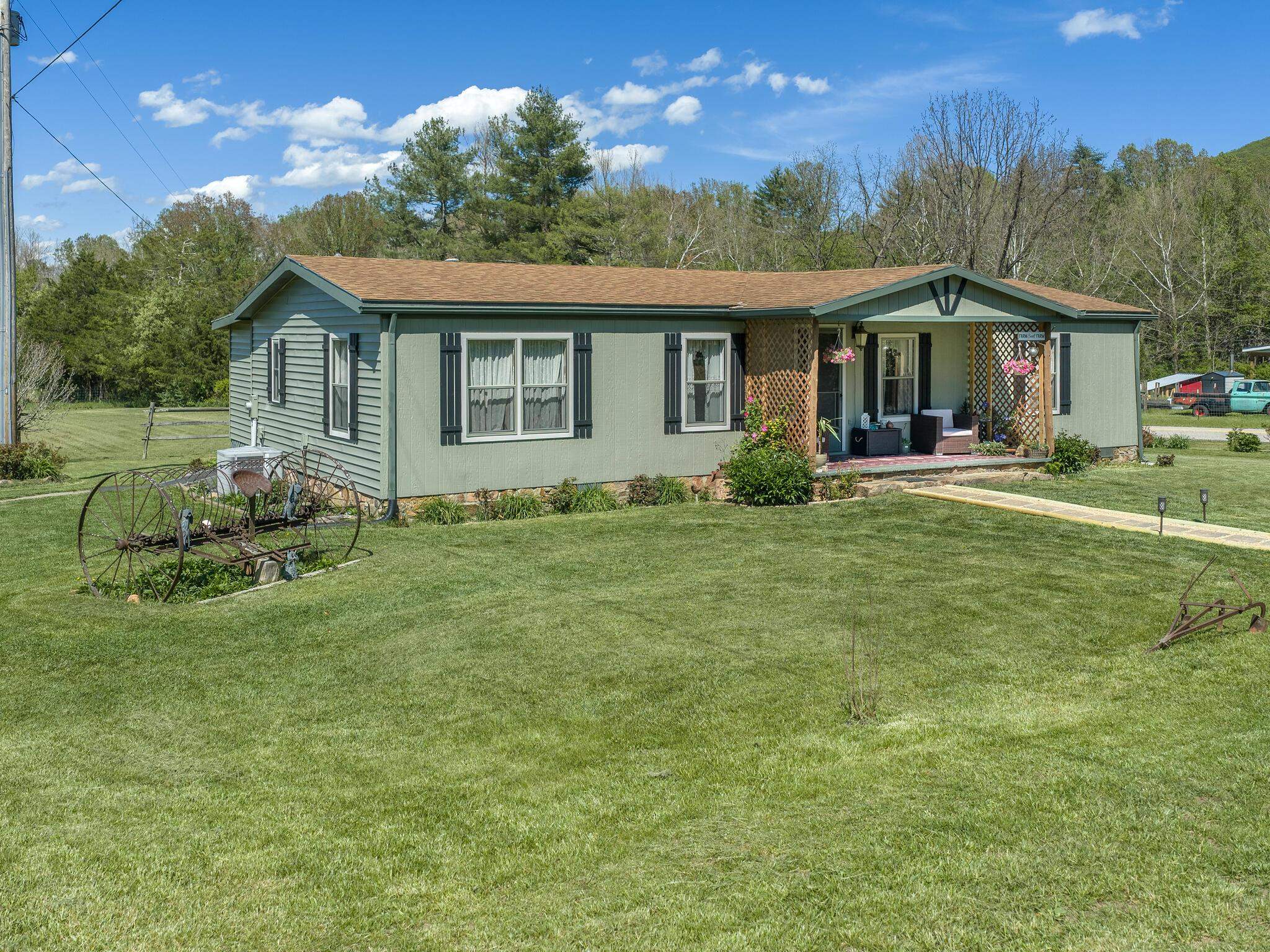 694 & 764 ROCKBRIDGE ALUM SPRINGS RD, GOSHEN, Virginia 24439, 3 Bedrooms Bedrooms, ,2 BathroomsBathrooms,Residential,14,694 & 764 ROCKBRIDGE ALUM SPRINGS RD,680967 MLS # 680967 694 & 764 ROCKBRIDGE ALUM SPRINGS RD, GOSHEN, Virginia 24439, 3 Bedrooms Bedrooms, ,2 BathroomsBathrooms,Residential,14,694 & 764 ROCKBRIDGE ALUM SPRINGS RD,680967 MLS # 680967