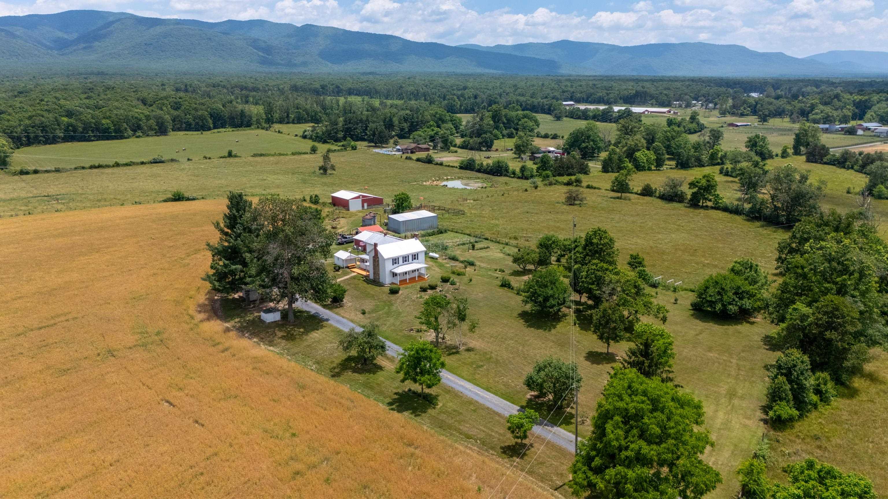 139 TETER RD, GROTTOES, Virginia 24441, 4 Bedrooms Bedrooms, ,1 BathroomBathrooms,Residential,14,139 TETER RD,678614 MLS # 678614