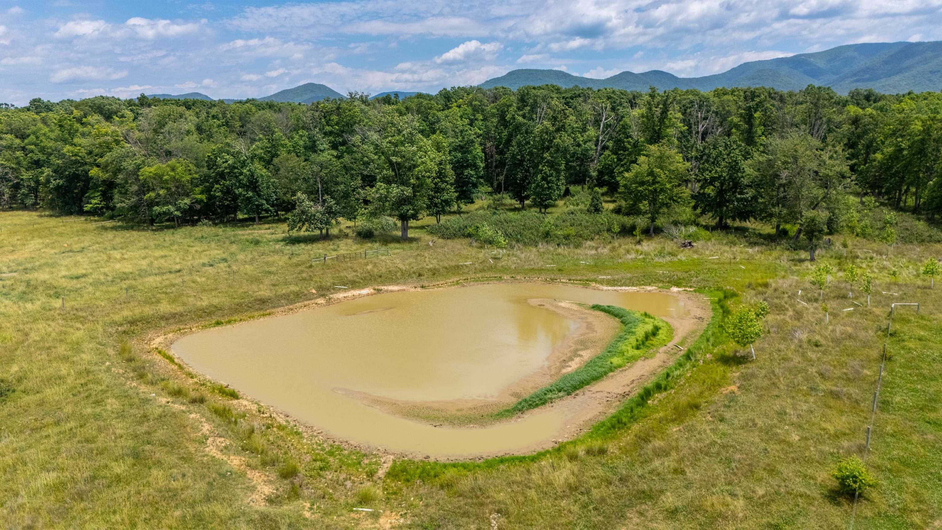 139 TETER RD, GROTTOES, Virginia 24441, 4 Bedrooms Bedrooms, ,1 BathroomBathrooms,Residential,14,139 TETER RD,678614 MLS # 678614