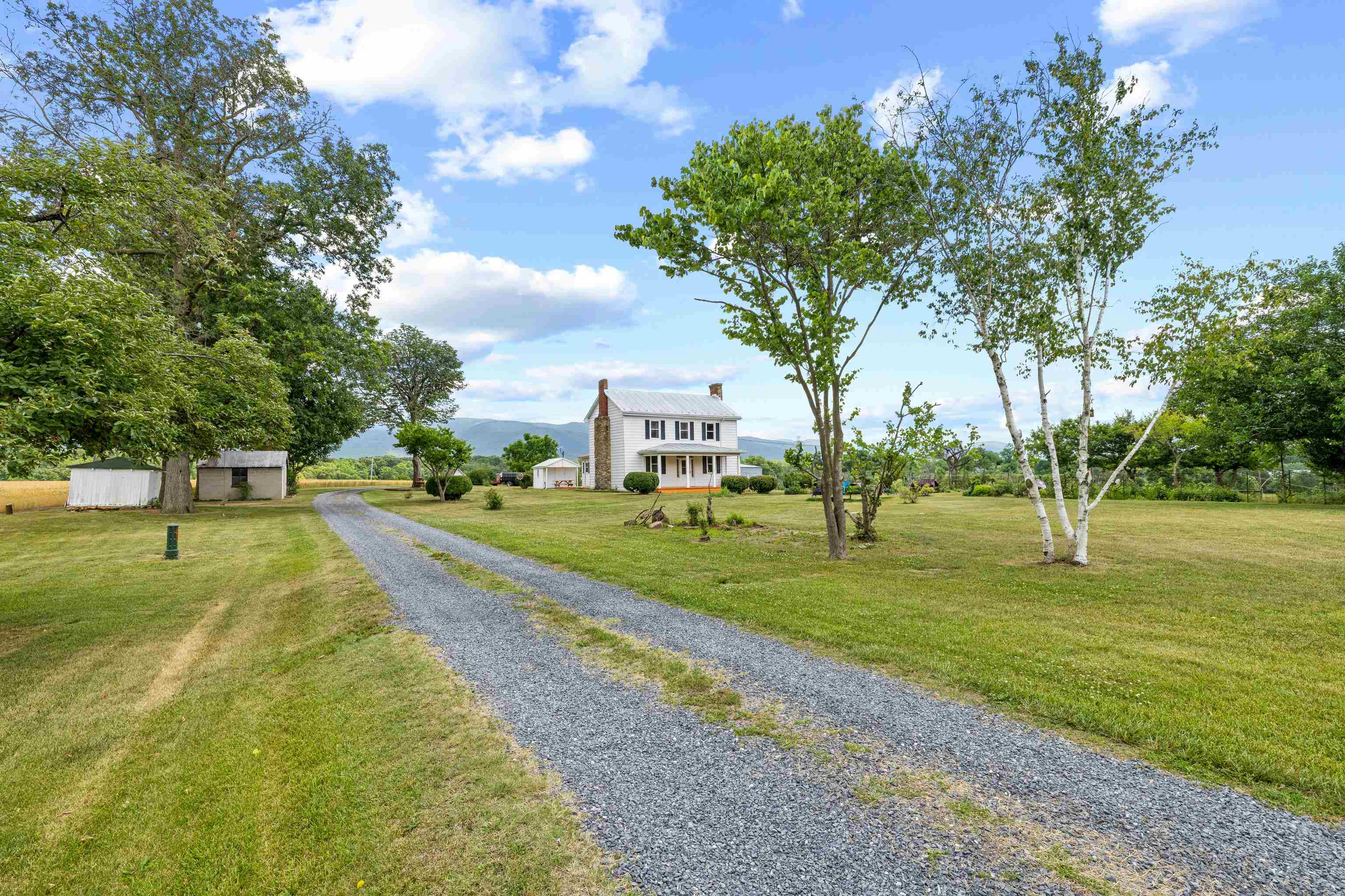 139 TETER RD, GROTTOES, Virginia 24441, 4 Bedrooms Bedrooms, ,1 BathroomBathrooms,Residential,14,139 TETER RD,678614 MLS # 678614