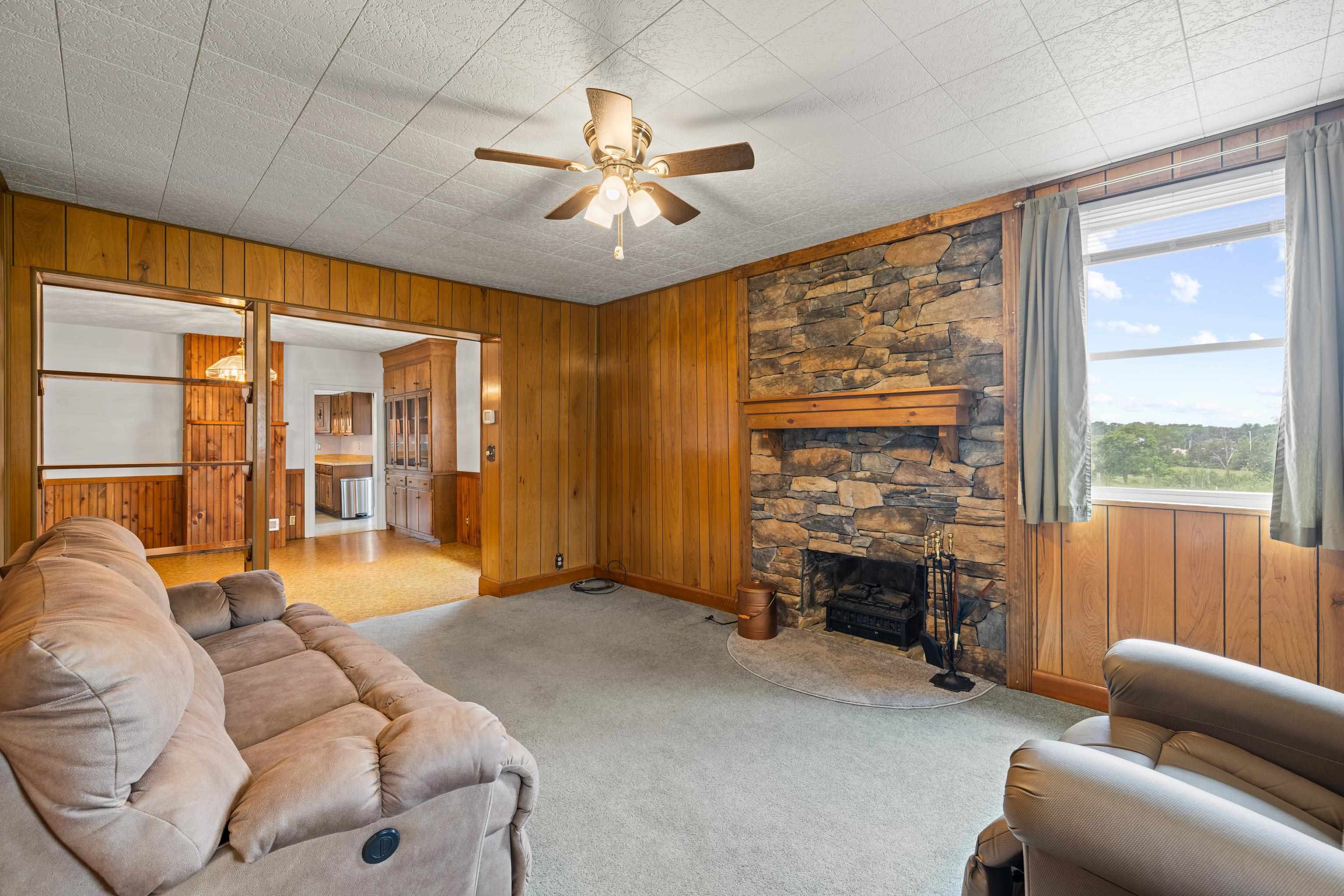 139 TETER RD, GROTTOES, Virginia 24441, 4 Bedrooms Bedrooms, ,1 BathroomBathrooms,Residential,14,139 TETER RD,678614 MLS # 678614