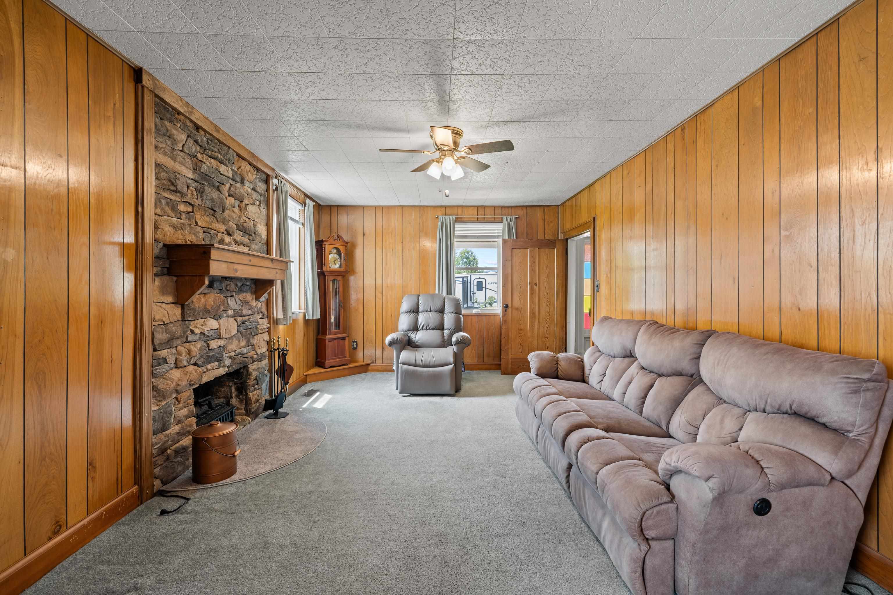 139 TETER RD, GROTTOES, Virginia 24441, 4 Bedrooms Bedrooms, ,1 BathroomBathrooms,Residential,14,139 TETER RD,678614 MLS # 678614