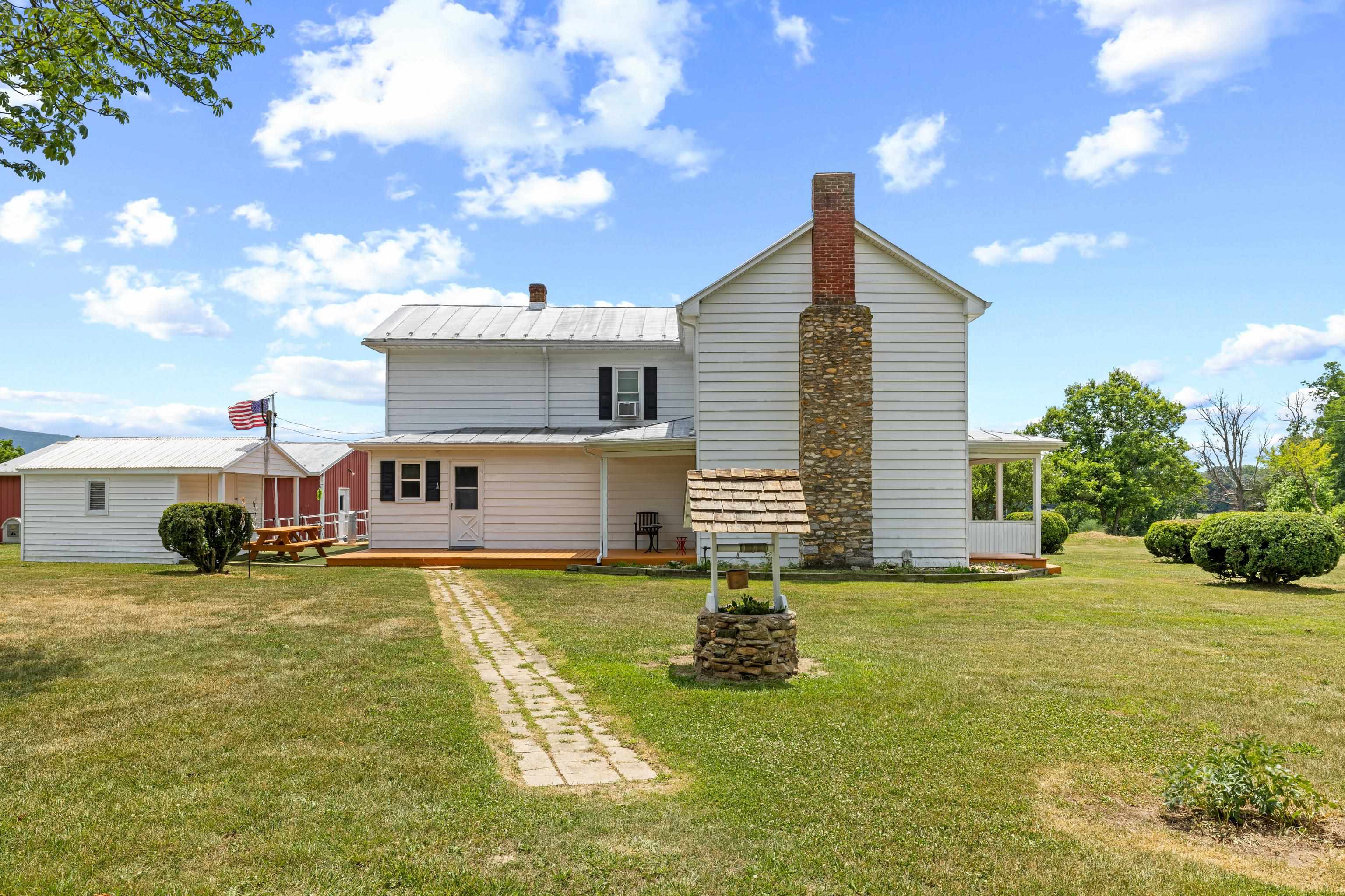 139 TETER RD, GROTTOES, Virginia 24441, 4 Bedrooms Bedrooms, ,1 BathroomBathrooms,Residential,14,139 TETER RD,678614 MLS # 678614