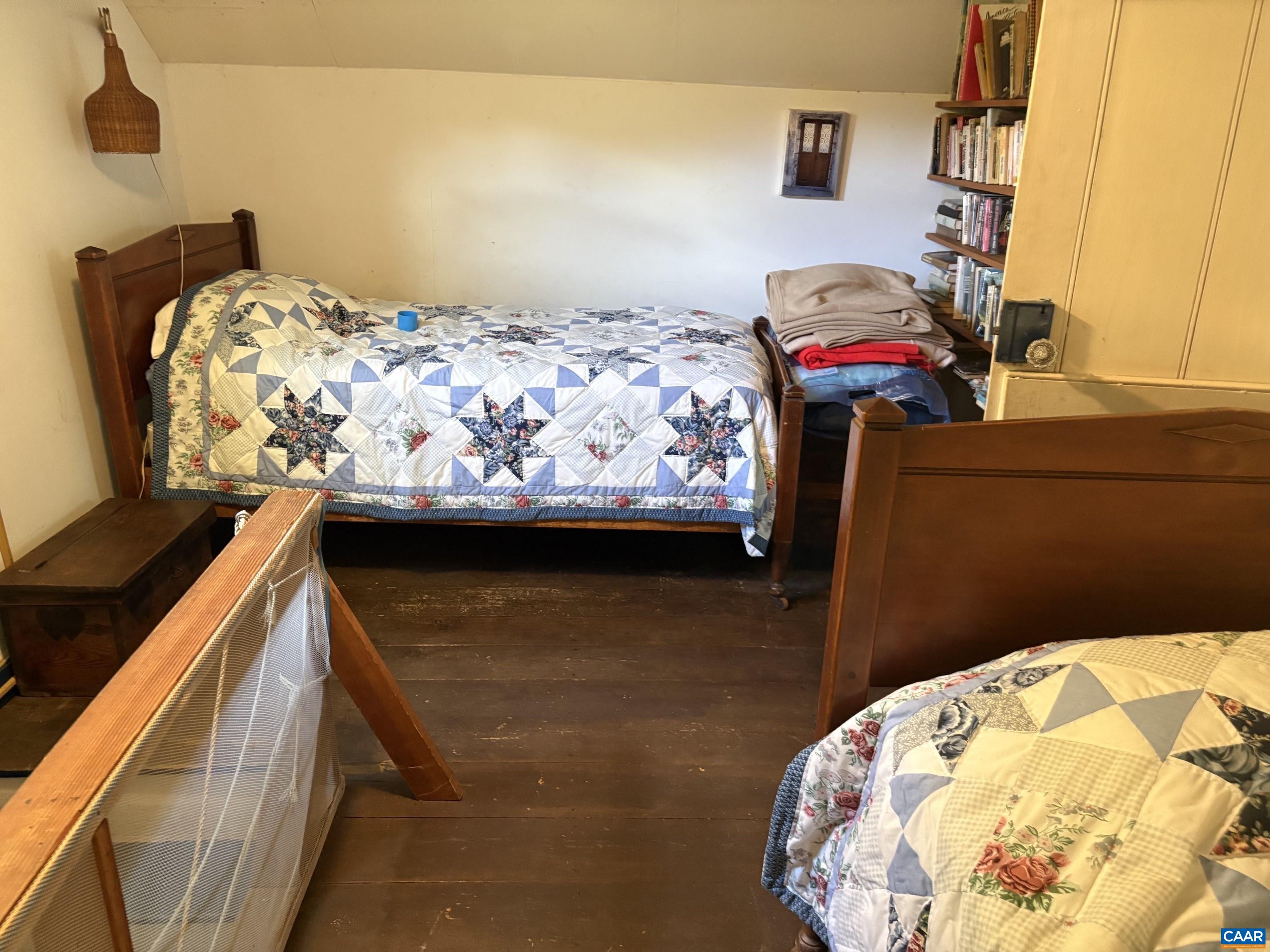 2042 WEAKLEY HOLLOW RD, SYRIA, Virginia 22743, 3 Bedrooms Bedrooms, ,2 BathroomsBathrooms,Residential,14,2042 WEAKLEY HOLLOW RD,681109 MLS # 681109 2042 WEAKLEY HOLLOW RD, SYRIA, Virginia 22743, 3 Bedrooms Bedrooms, ,2 BathroomsBathrooms,Residential,14,2042 WEAKLEY HOLLOW RD,681109 MLS # 681109