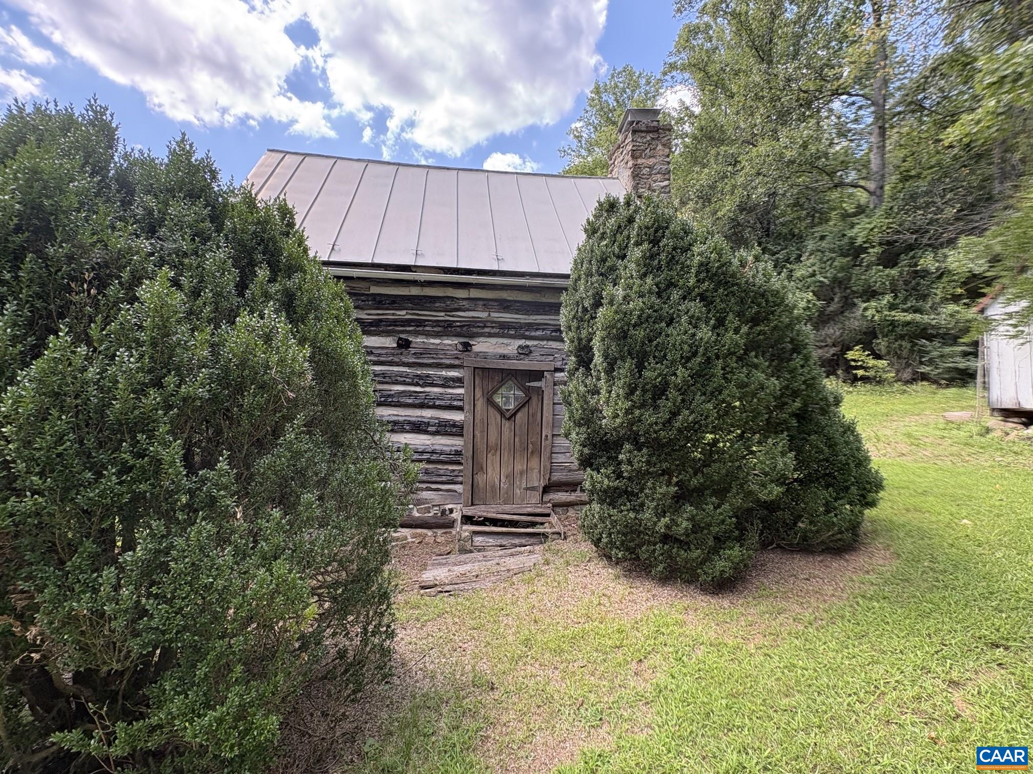 2042 WEAKLEY HOLLOW RD, SYRIA, Virginia 22743, 3 Bedrooms Bedrooms, ,2 BathroomsBathrooms,Residential,14,2042 WEAKLEY HOLLOW RD,681109 MLS # 681109 2042 WEAKLEY HOLLOW RD, SYRIA, Virginia 22743, 3 Bedrooms Bedrooms, ,2 BathroomsBathrooms,Residential,14,2042 WEAKLEY HOLLOW RD,681109 MLS # 681109