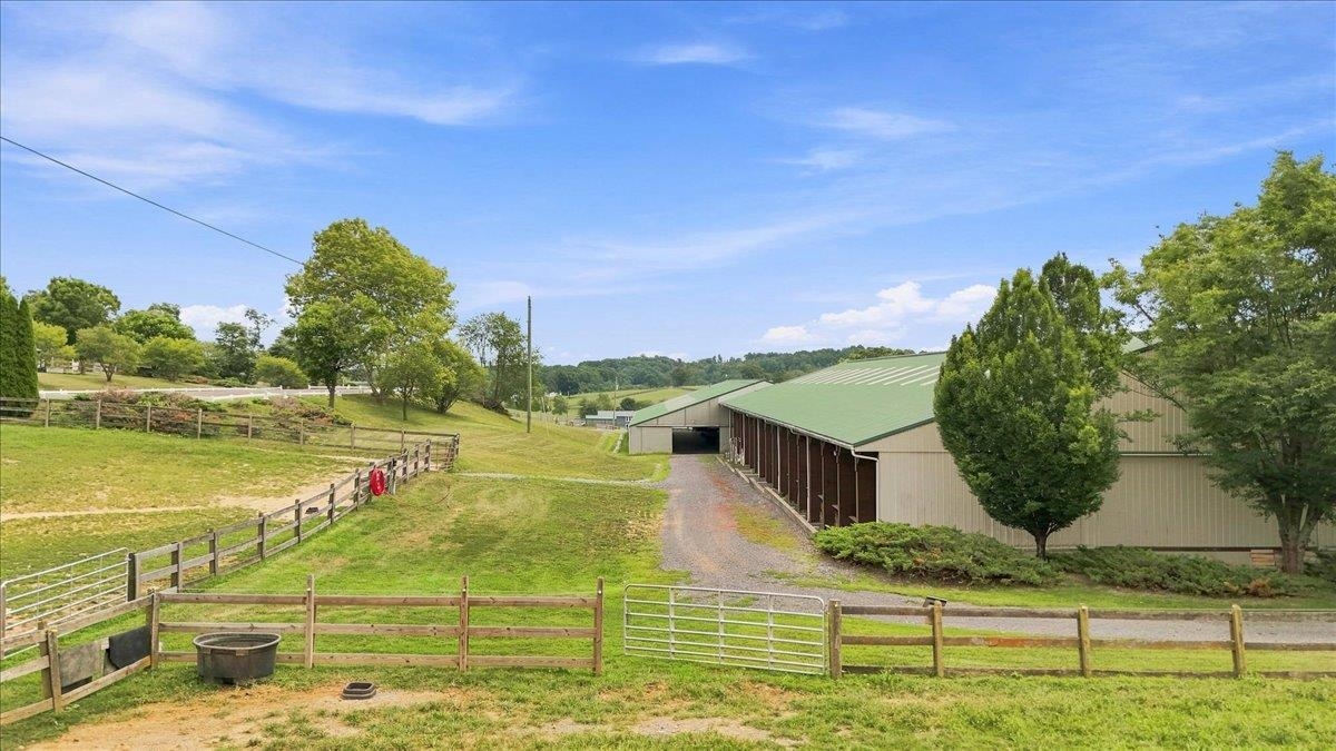 2435 SHUTTERLEE MILL RD, STAUNTON, Virginia 24401, ,Land,14,2435 SHUTTERLEE MILL RD,681119 MLS # 681119 2435 SHUTTERLEE MILL RD, STAUNTON, Virginia 24401, ,Land,14,2435 SHUTTERLEE MILL RD,681119 MLS # 681119