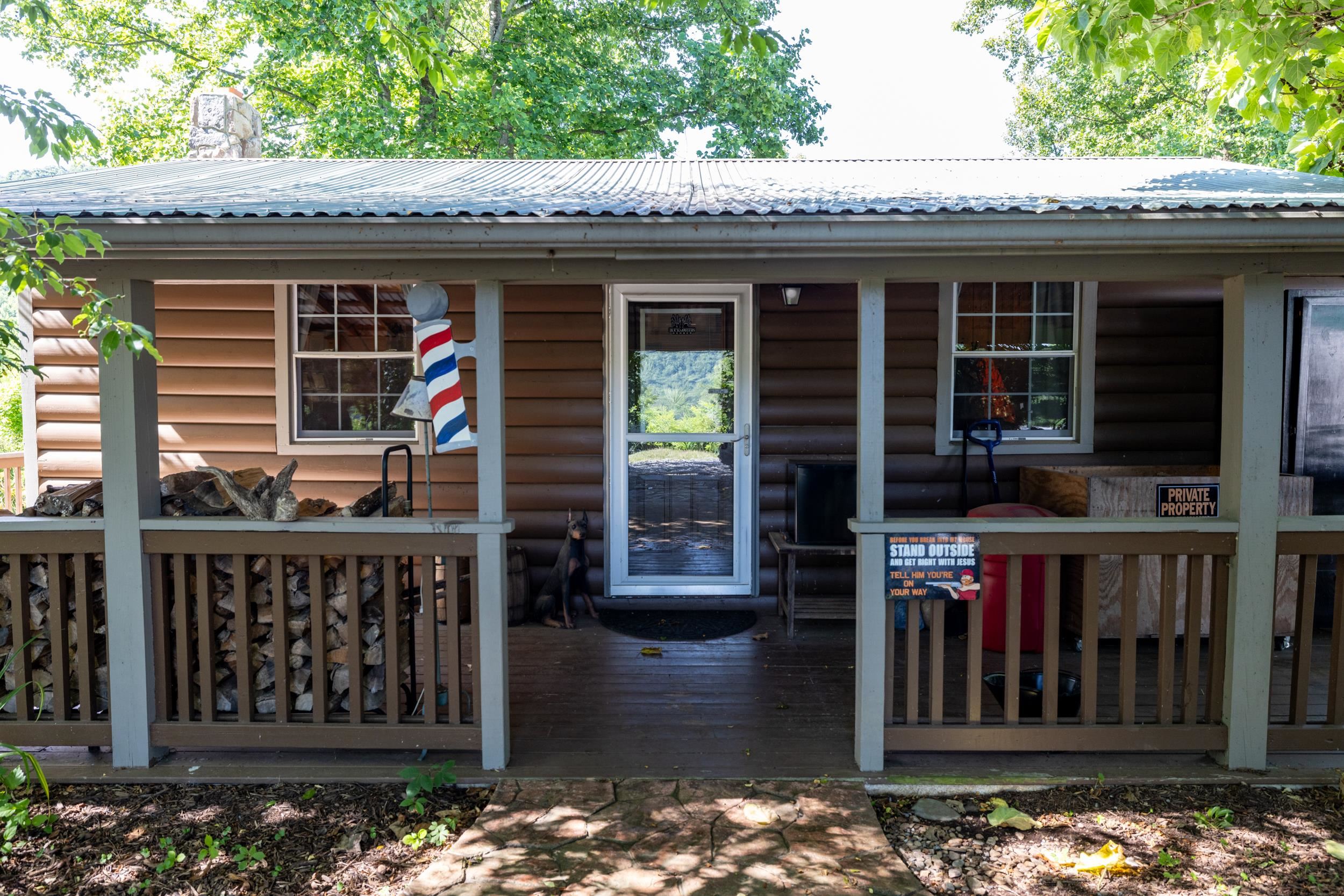 5855 JOLLETT RD, ELKTON, Virginia 22827, 1 Bedroom Bedrooms, ,1 BathroomBathrooms,Residential,14,5855 JOLLETT RD,679053 MLS # 679053 5855 JOLLETT RD, ELKTON, Virginia 22827, 1 Bedroom Bedrooms, ,1 BathroomBathrooms,Residential,14,5855 JOLLETT RD,679053 MLS # 679053
