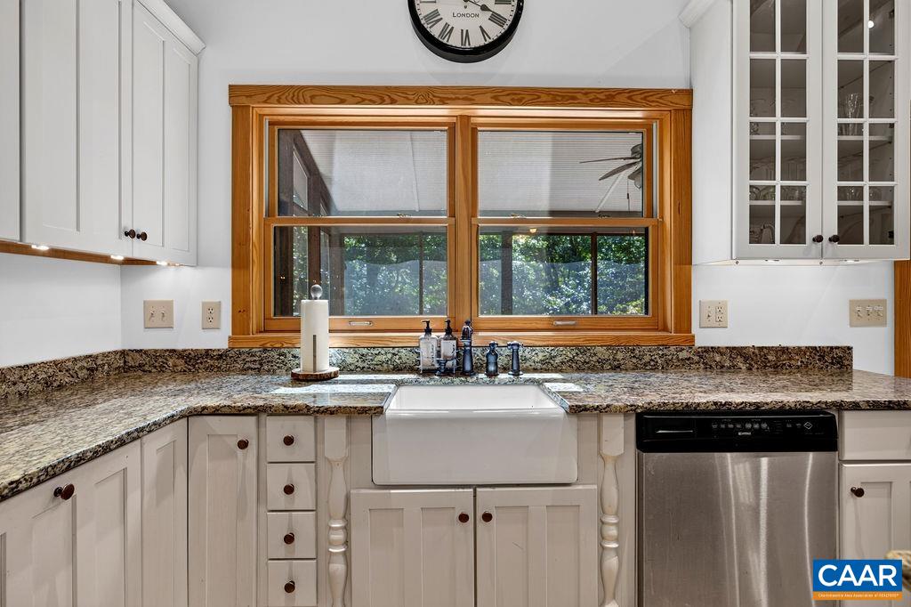 85 FORTUNES PT, WINTERGREEN, Virginia 22967, 3 Bedrooms Bedrooms, ,3 BathroomsBathrooms,Residential,14,85 FORTUNES PT,681301 MLS # 681301 85 FORTUNES PT, WINTERGREEN, Virginia 22967, 3 Bedrooms Bedrooms, ,3 BathroomsBathrooms,Residential,14,85 FORTUNES PT,681301 MLS # 681301